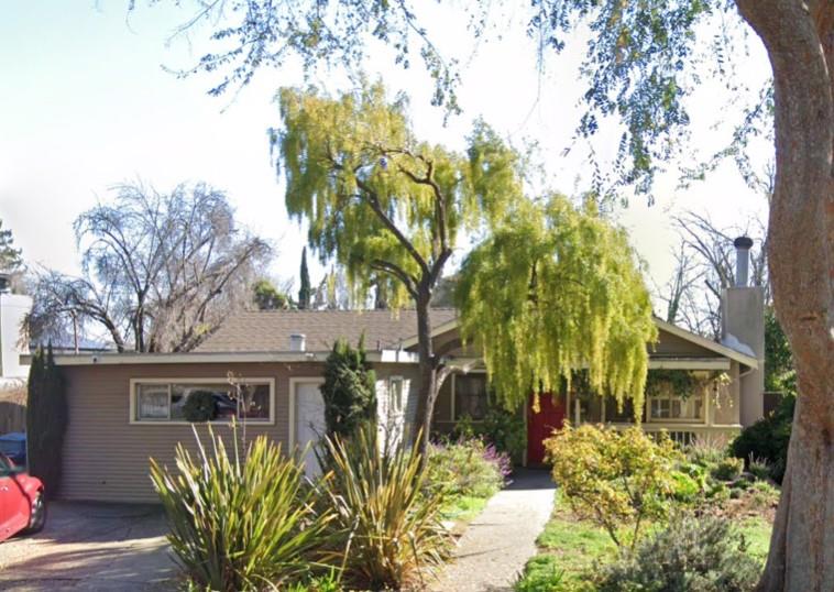 848 Clara DR