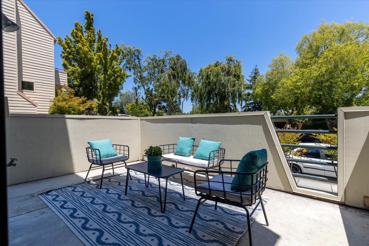 773 Loma Verde Avenue A