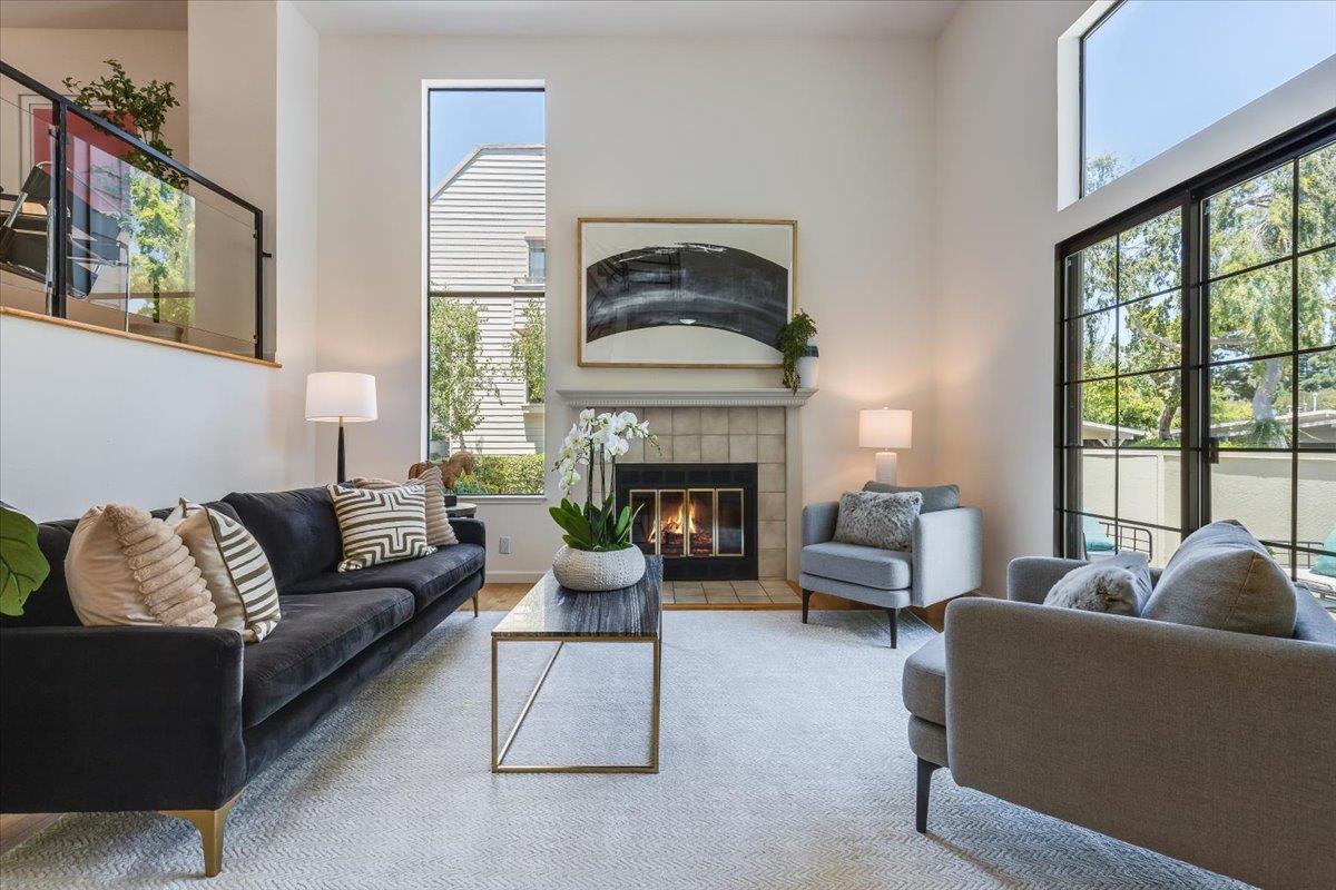 773 Loma Verde Avenue A