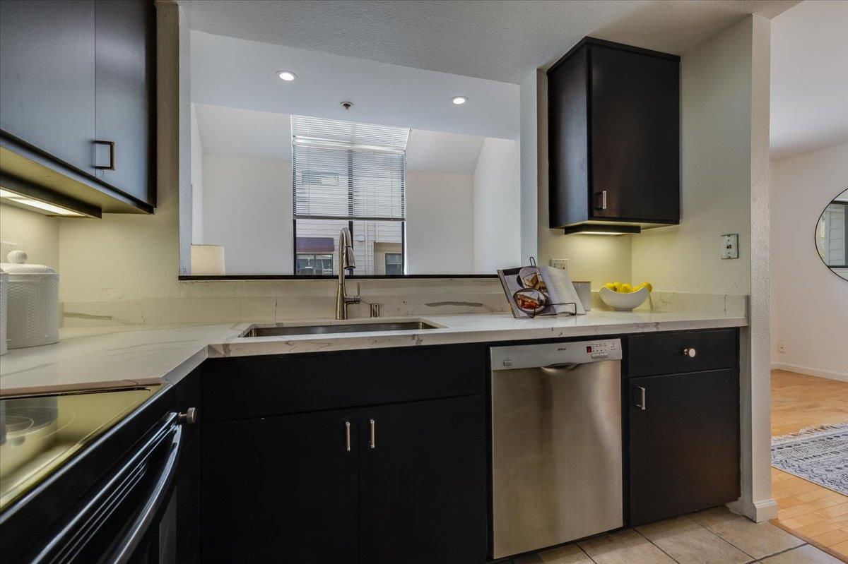 773 Loma Verde Avenue A