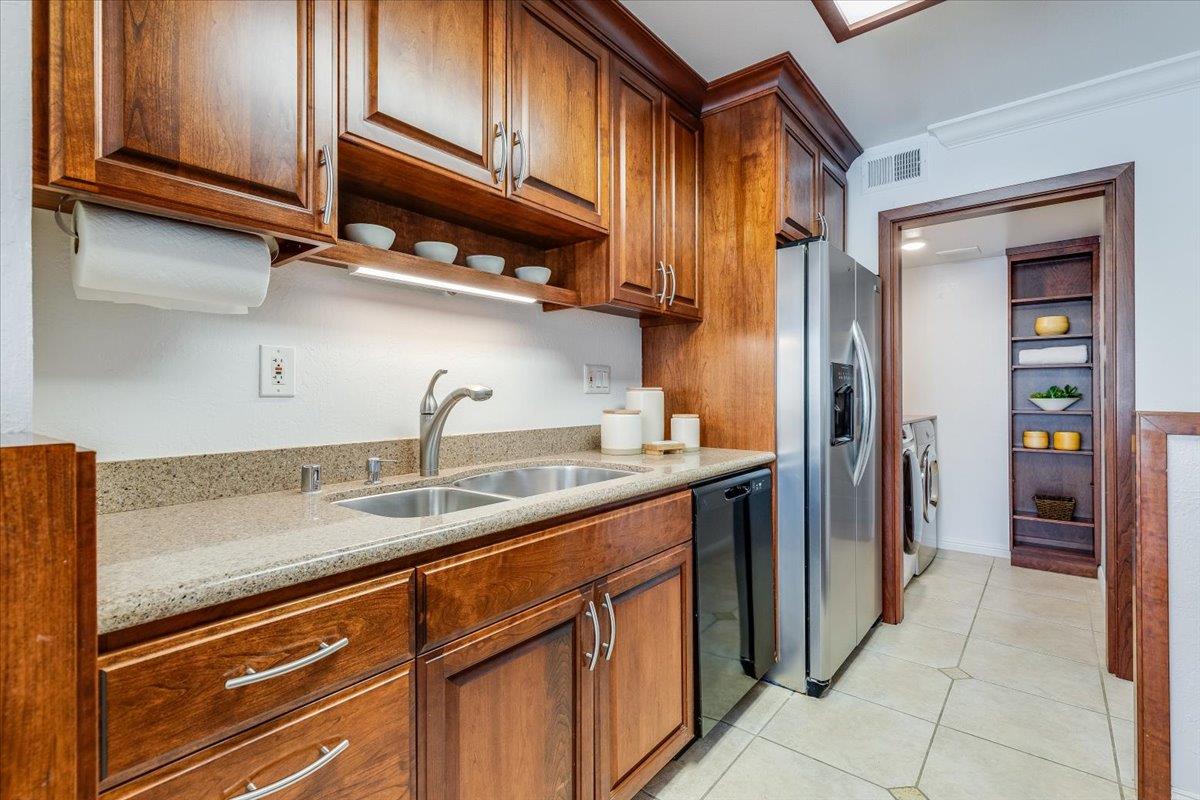 3392 Brittan Avenue 4