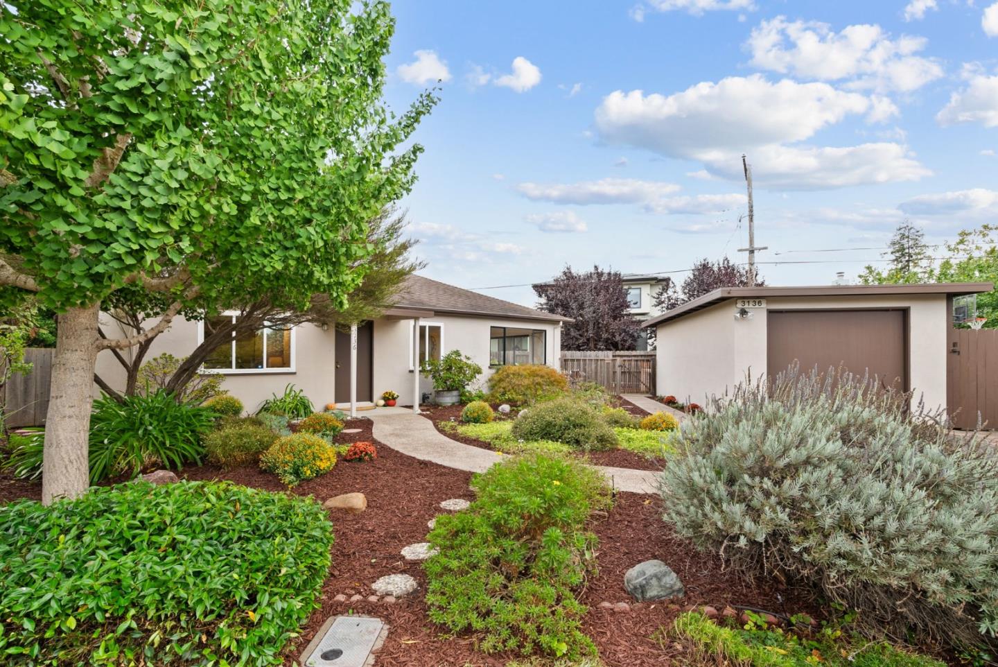 3136 Genevieve Court