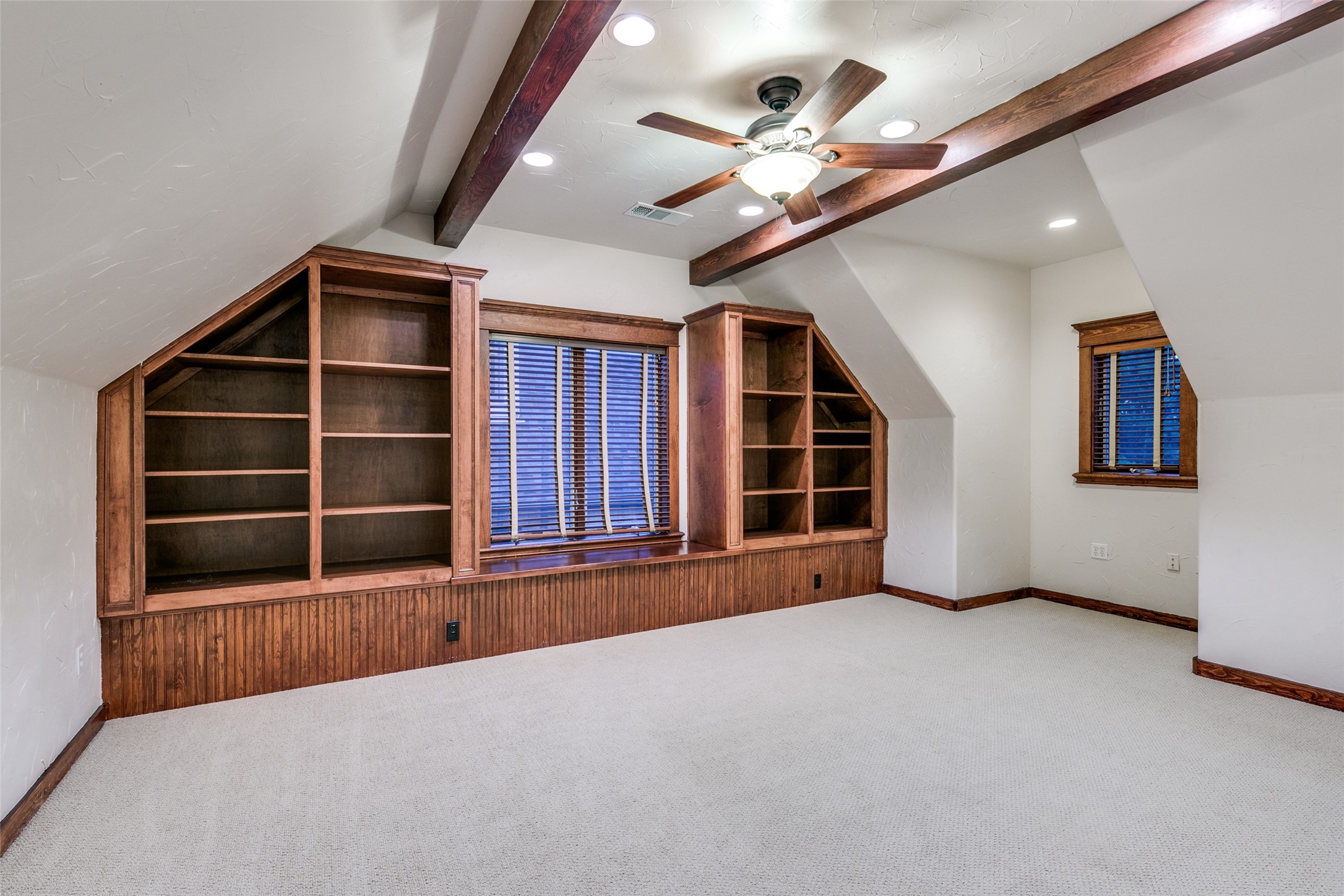 2909 Fondren Drive