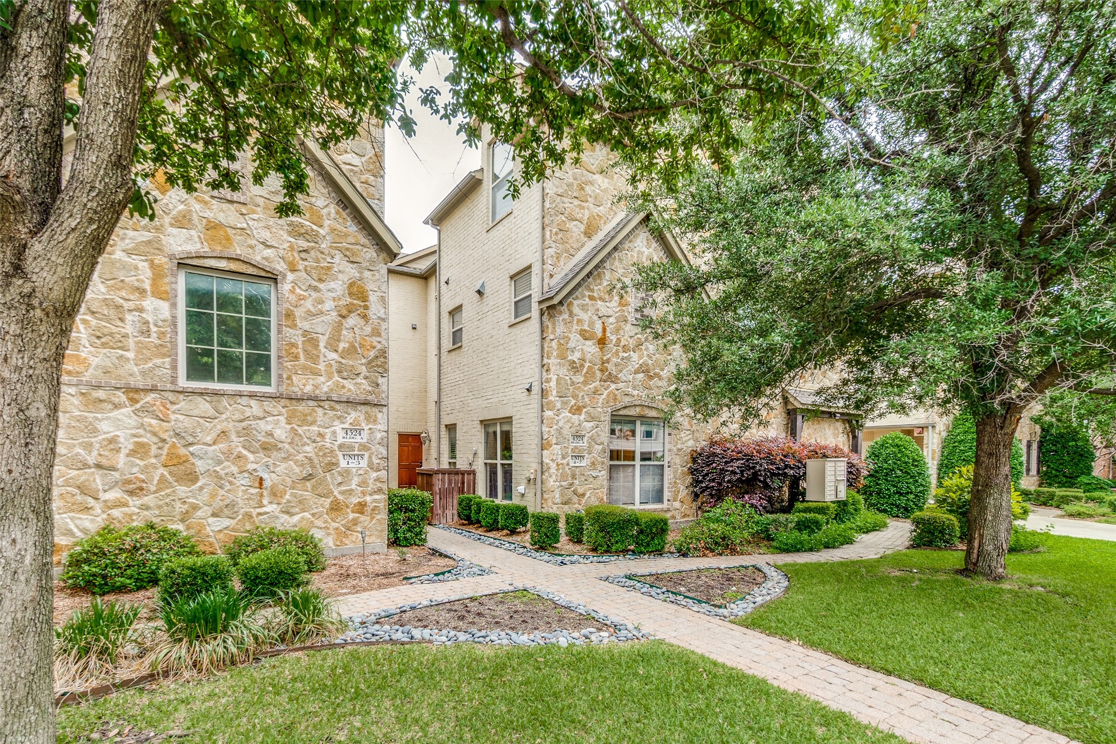 4524 Emerson Avenue 4