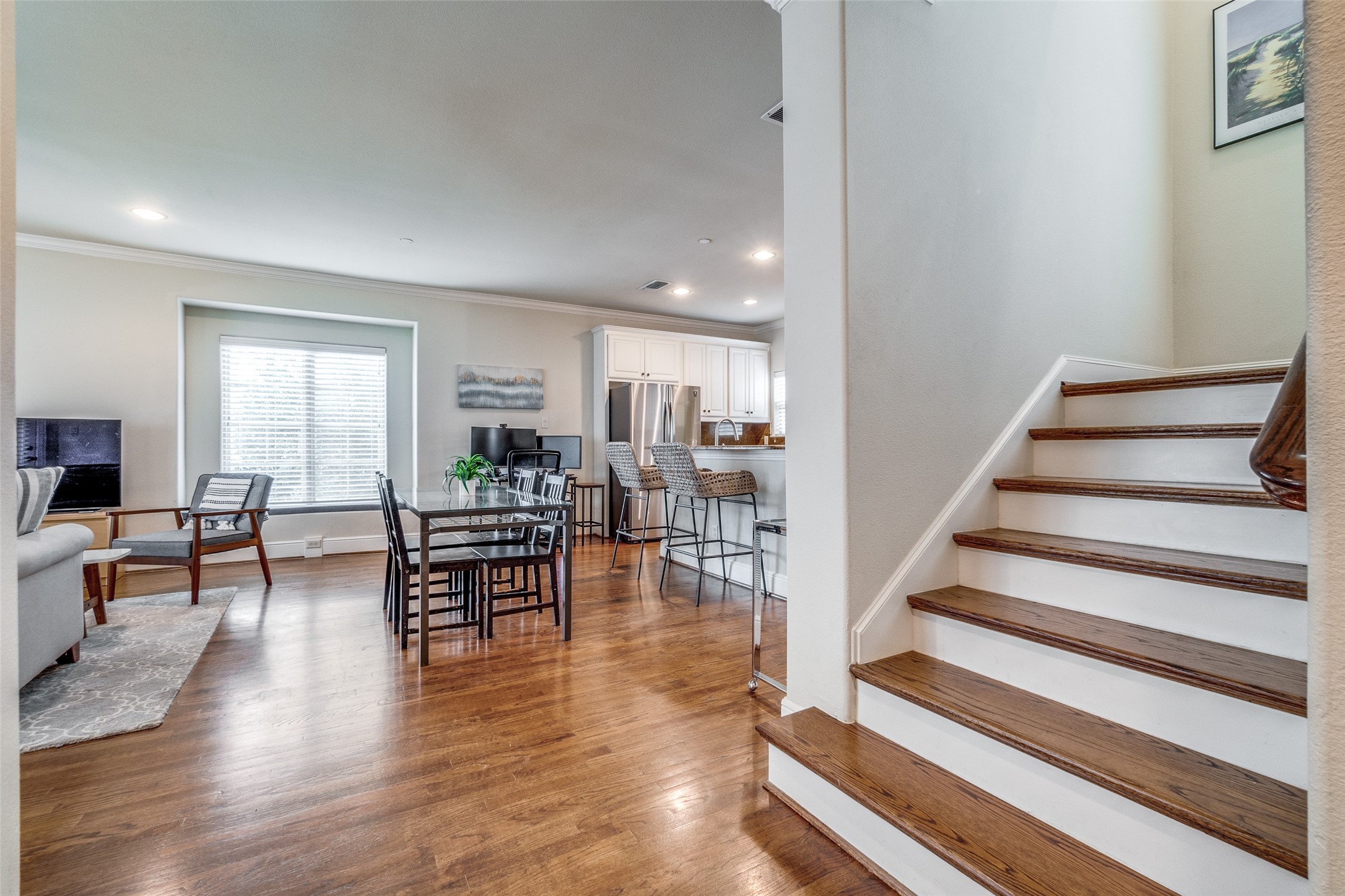 4524 Emerson Avenue 4