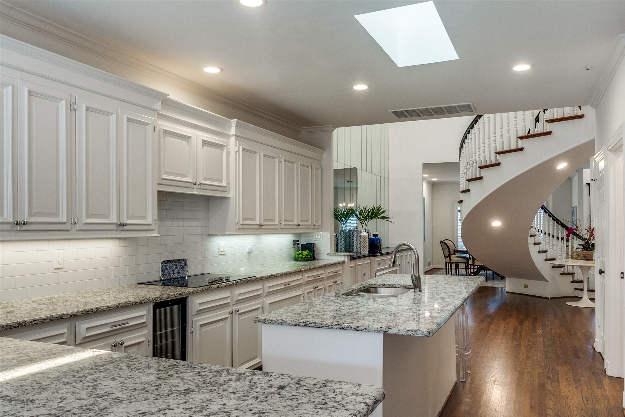7151 Helsem Bend