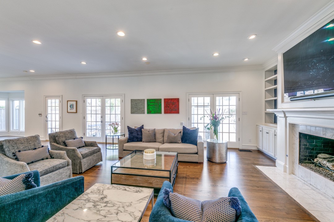 3632 Lovers Lane