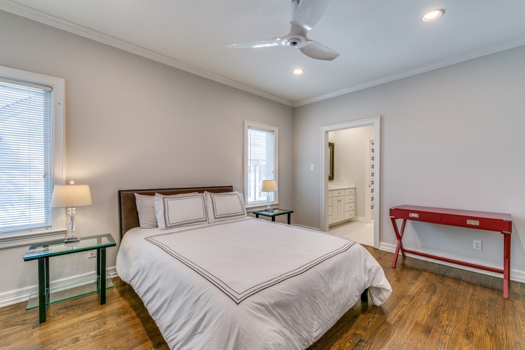 3632 Lovers Lane