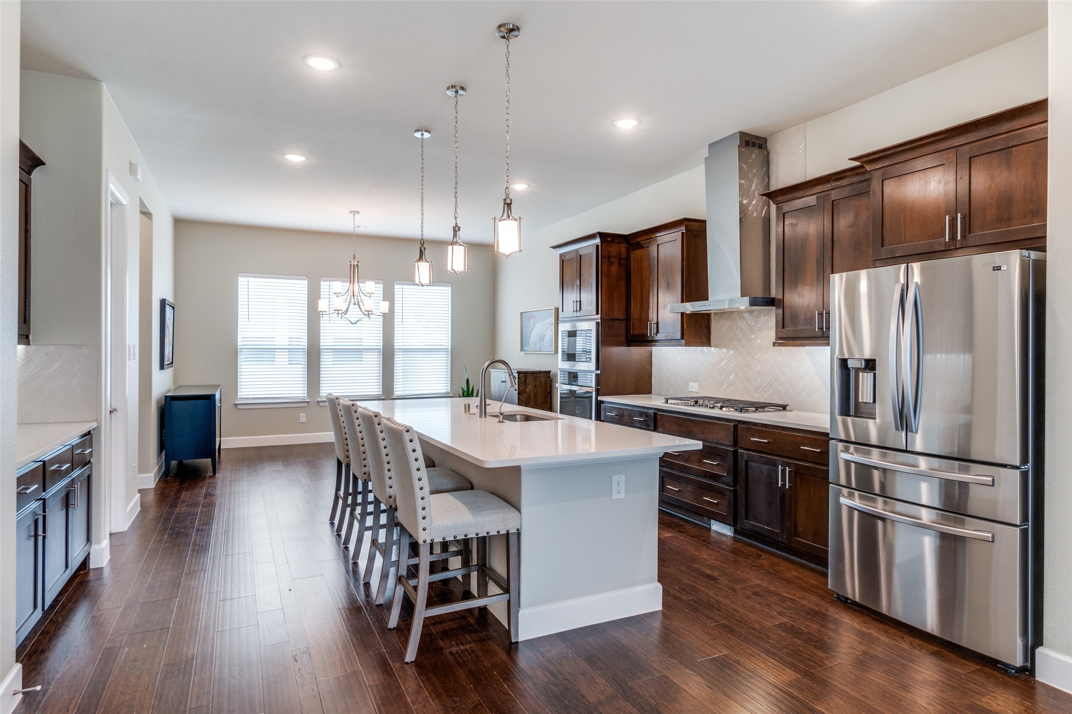 8233 Laflin Lane