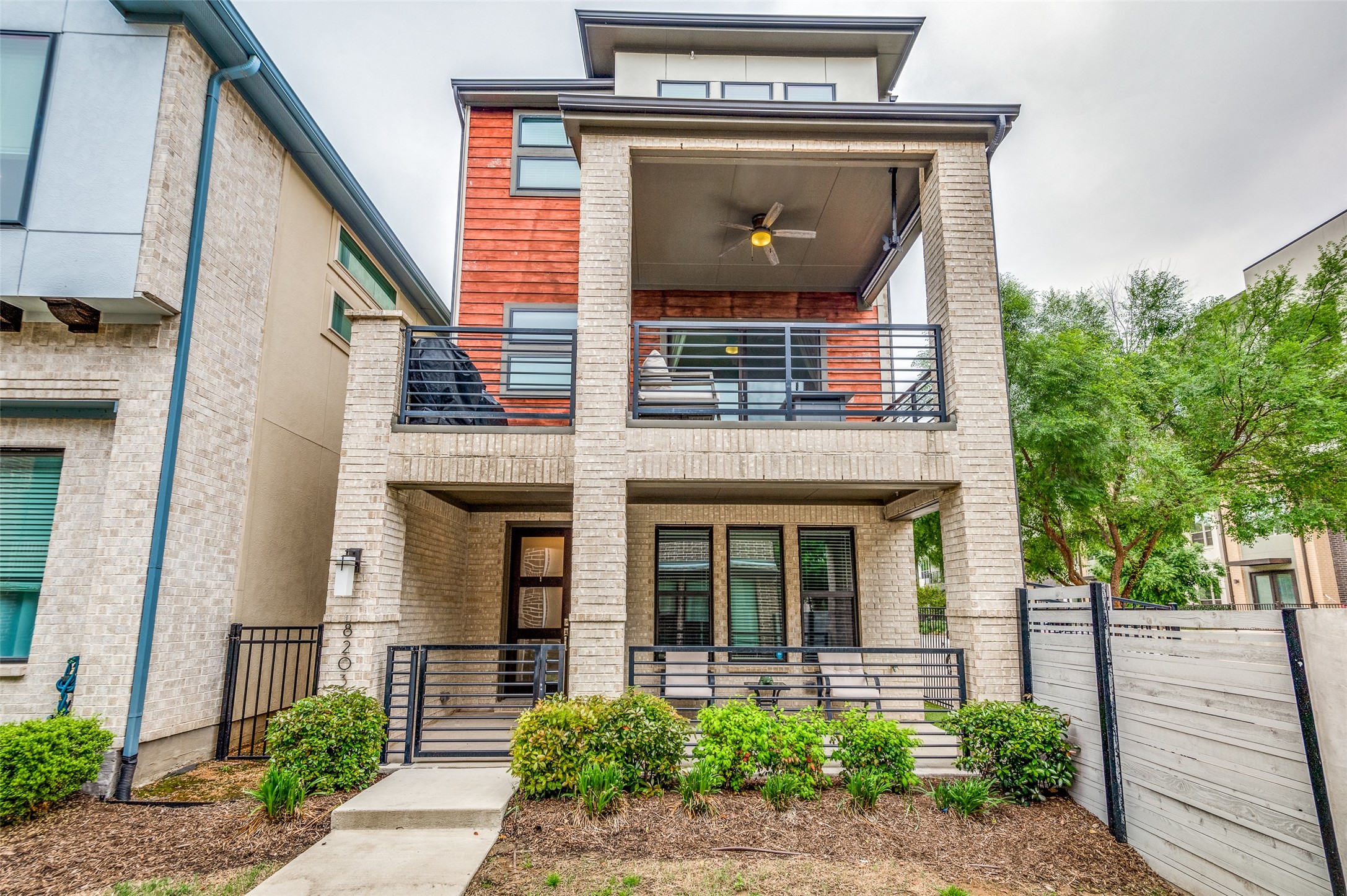 8203 Laflin Lane