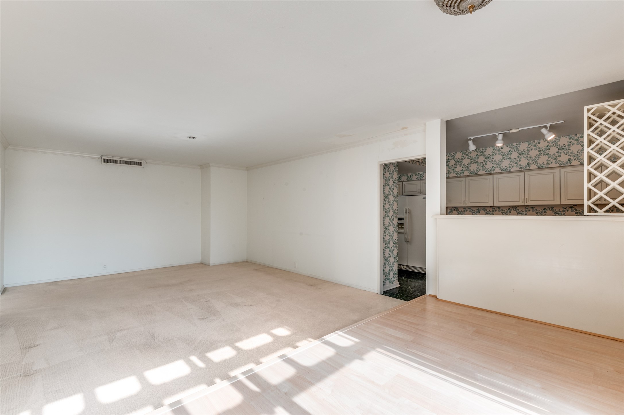 3525 Turtle Creek Boulevard 4A