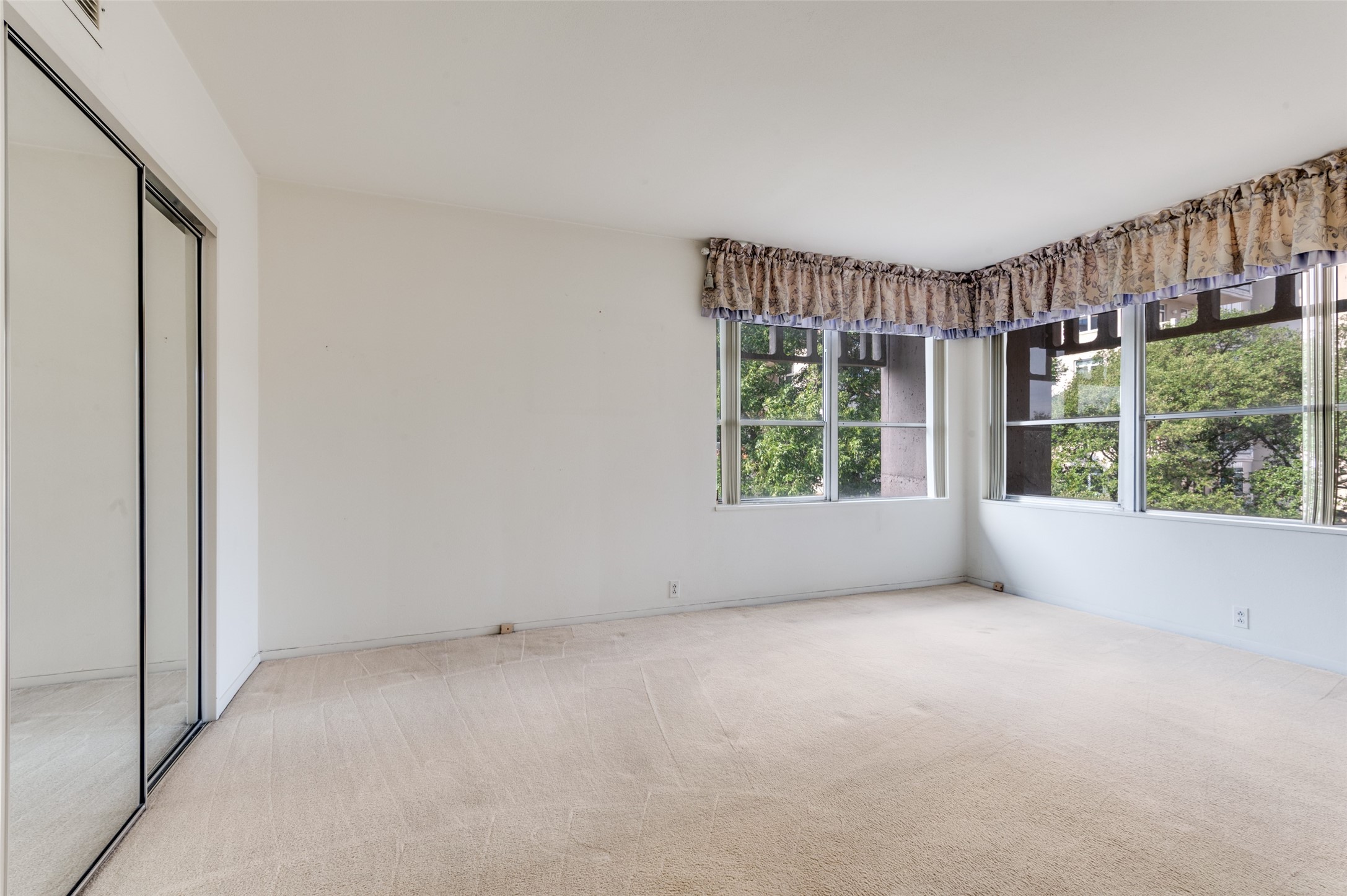 3525 Turtle Creek Boulevard 4A