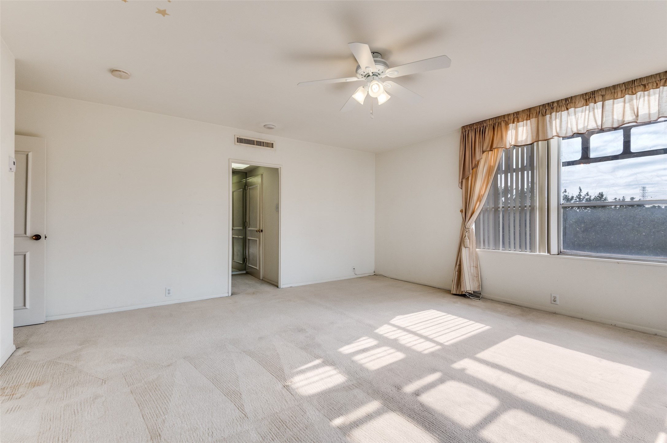 3525 Turtle Creek Boulevard 4A