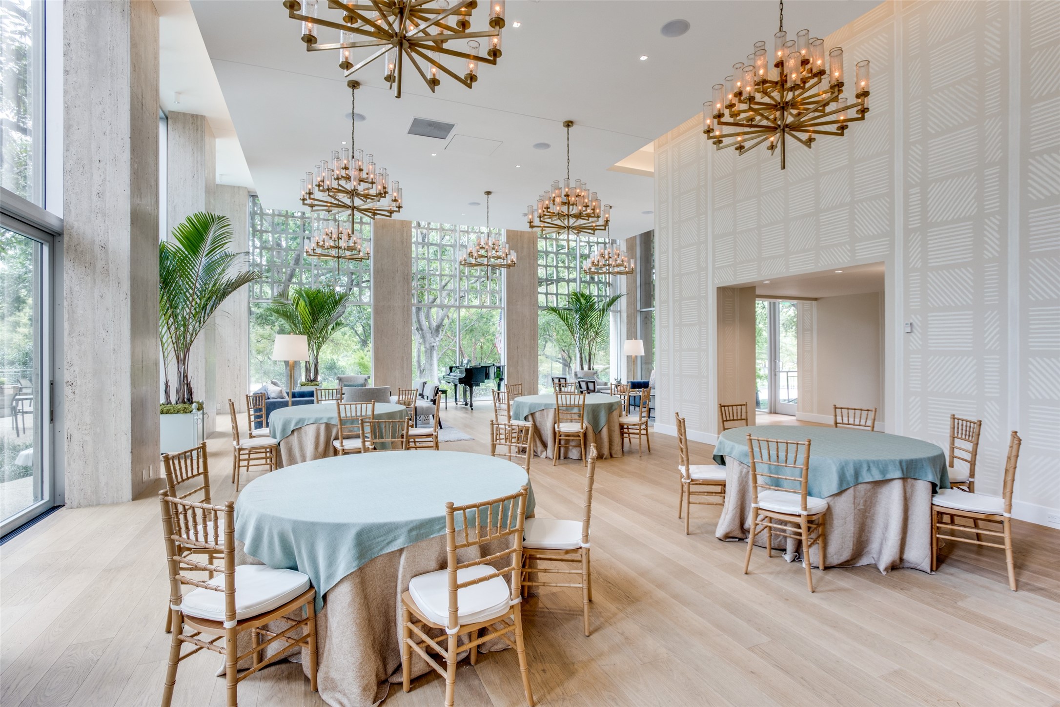 3525 Turtle Creek Boulevard 4A