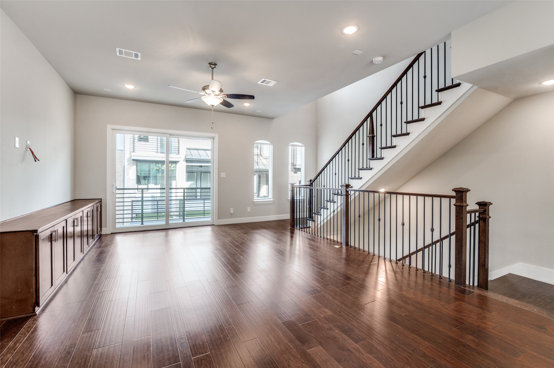 8233 Laflin Lane