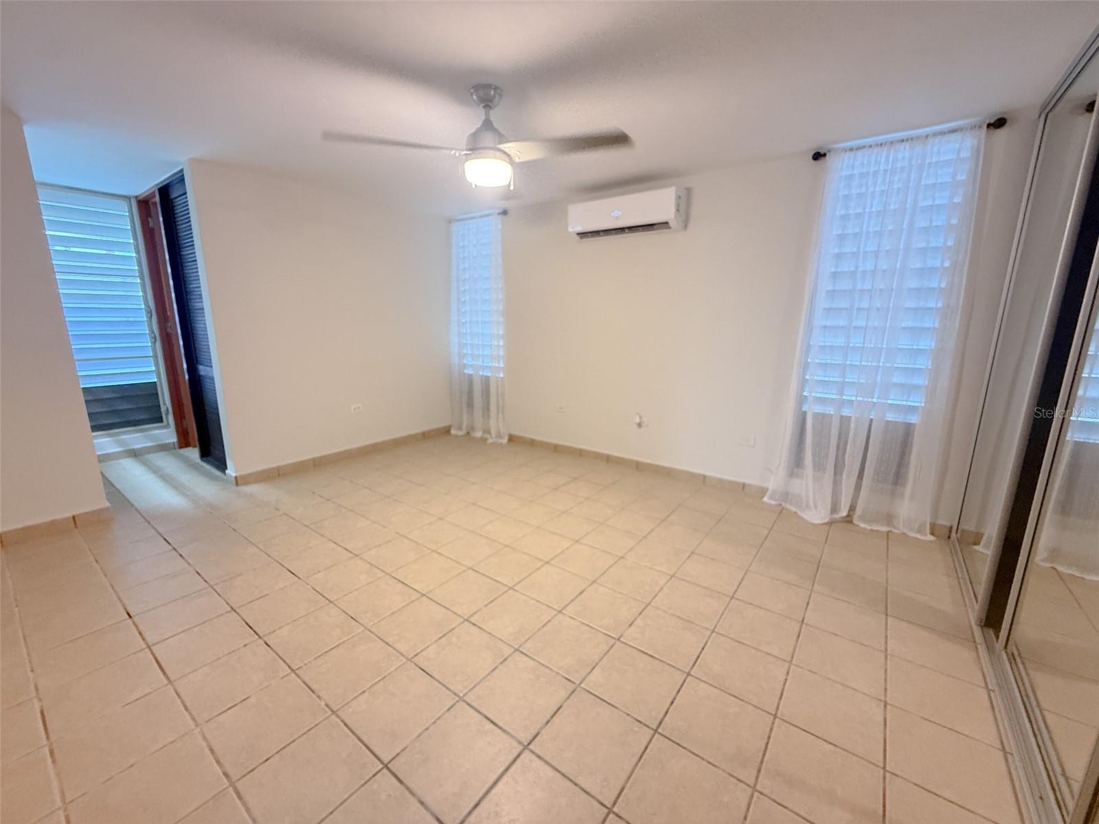 111 VILLA FRANCA