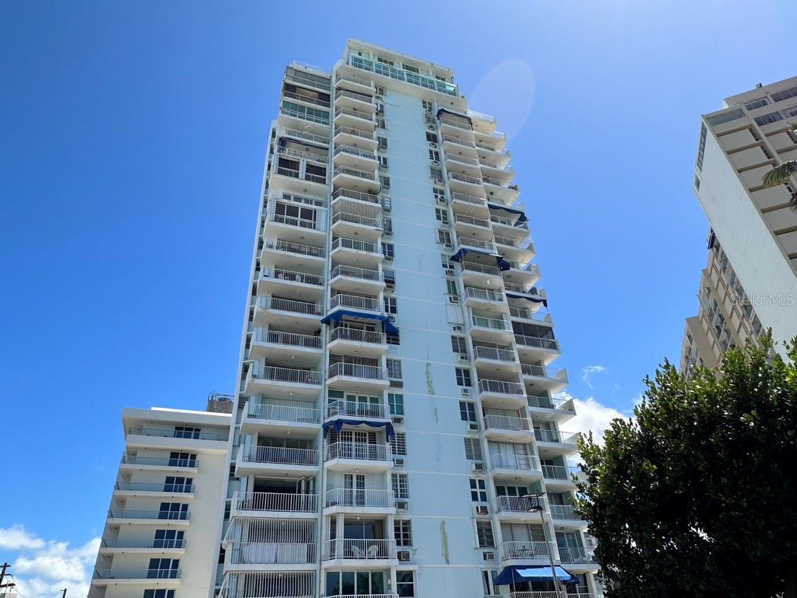 37 REINA DEL MAR COND., CALLE GARDENIA #11-E