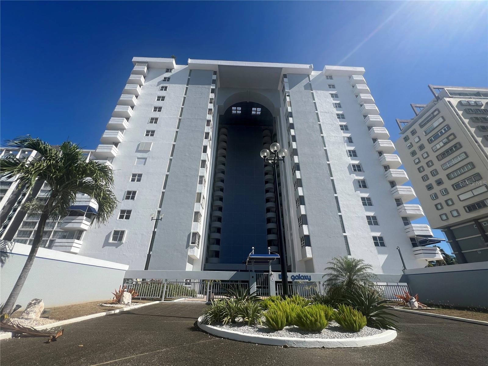 3205 ISLA VERDE AVE #1308