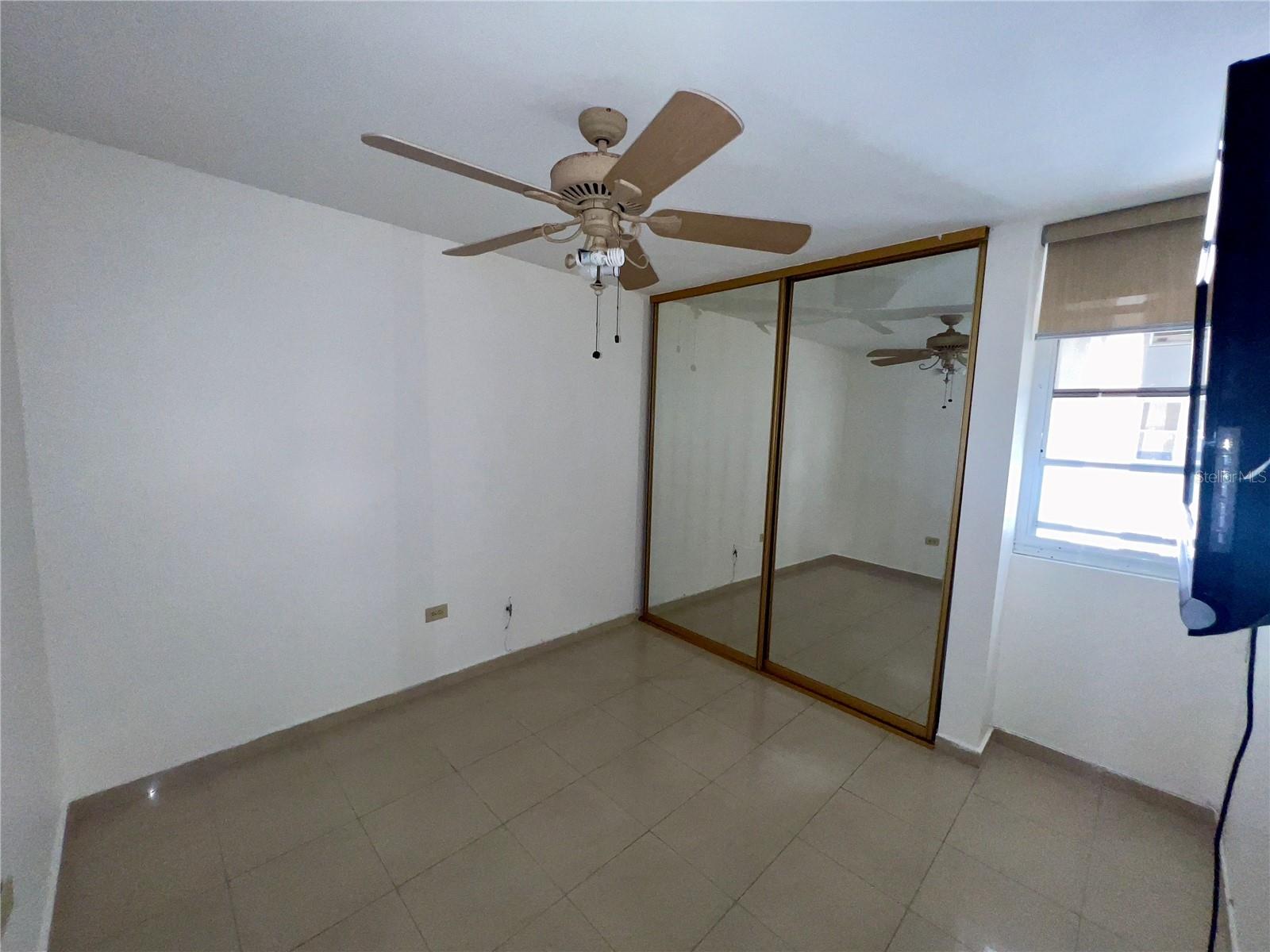 3205 ISLA VERDE AVE #1308