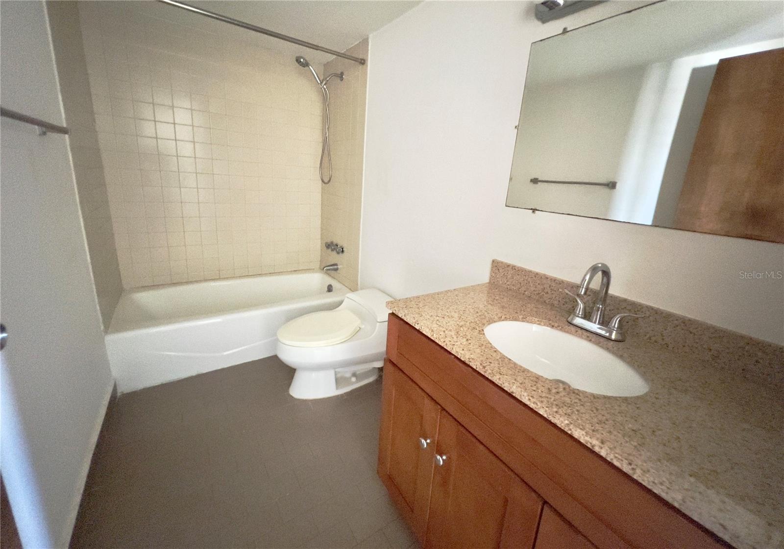 3205 ISLA VERDE AVE #1308