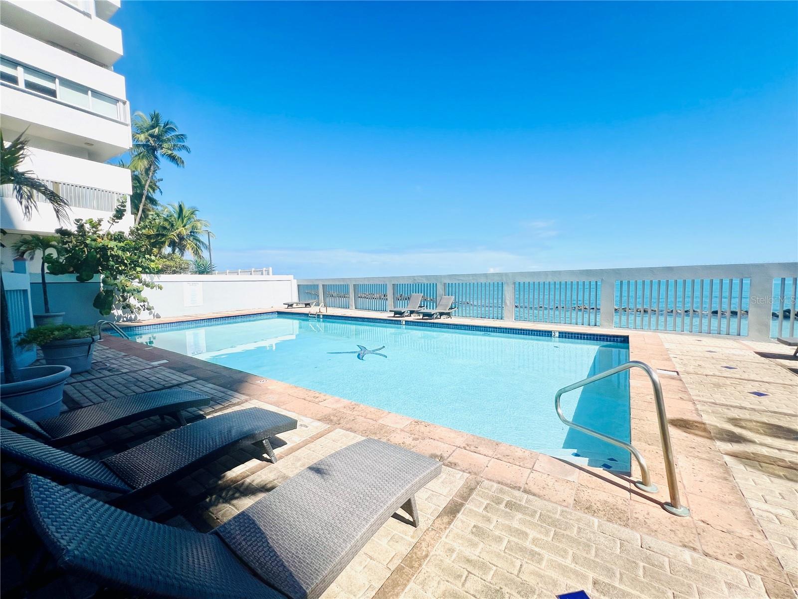 3205 ISLA VERDE AVE #1308