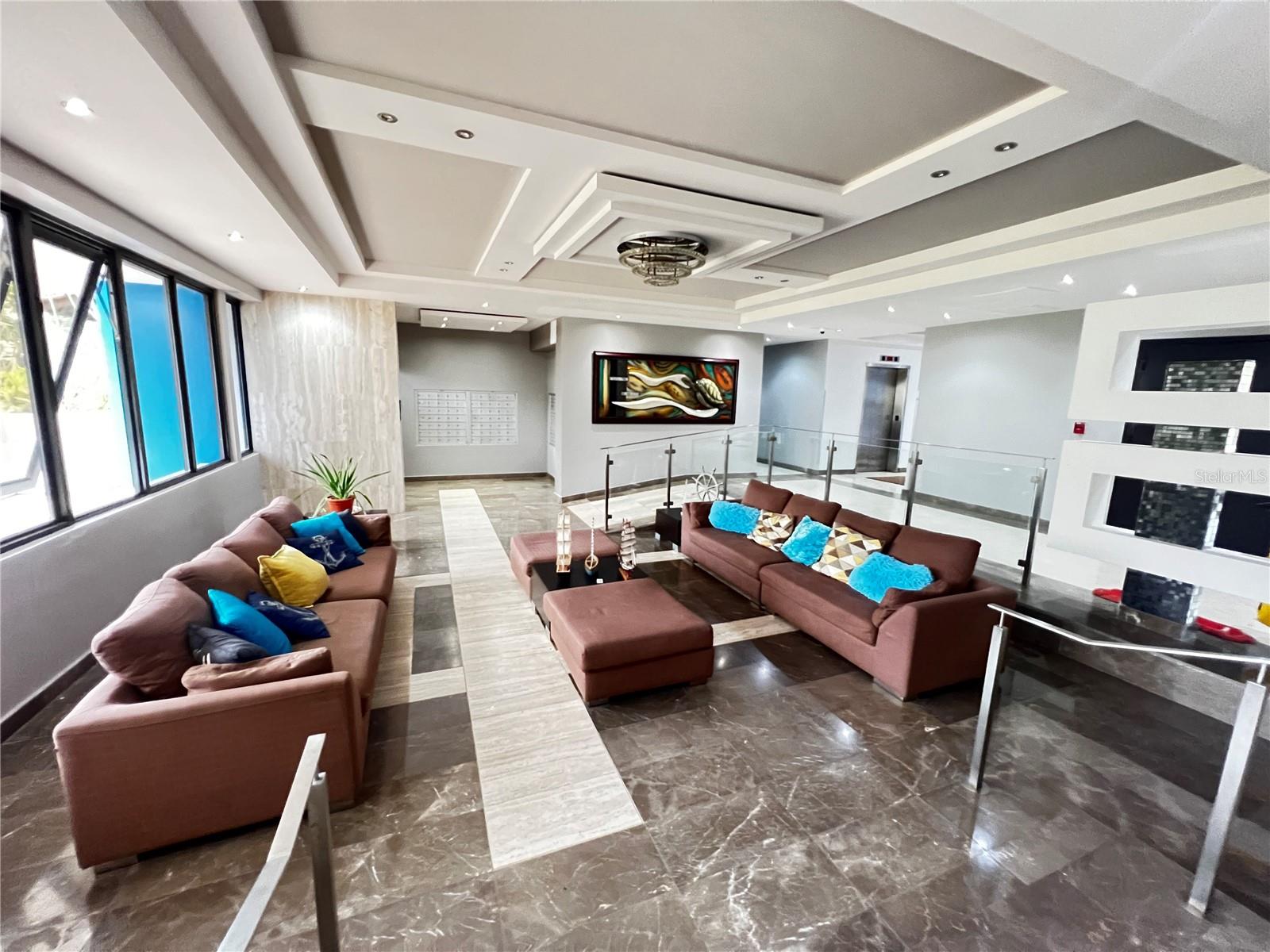 5347 AV. ISLA VERDE #1214