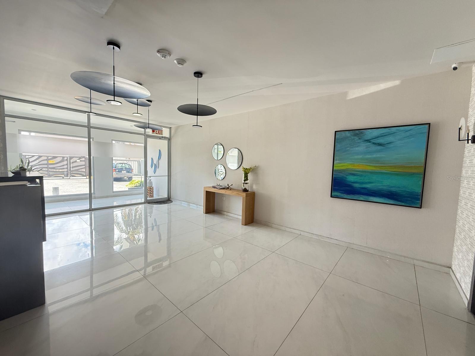 4123 ISLA VERDE AVE. #1001