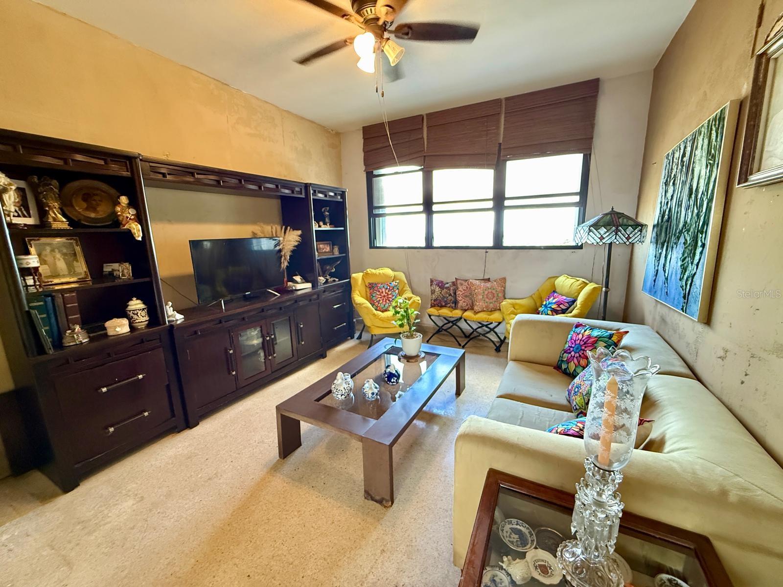 267 SAN JORGE AVE. #9A