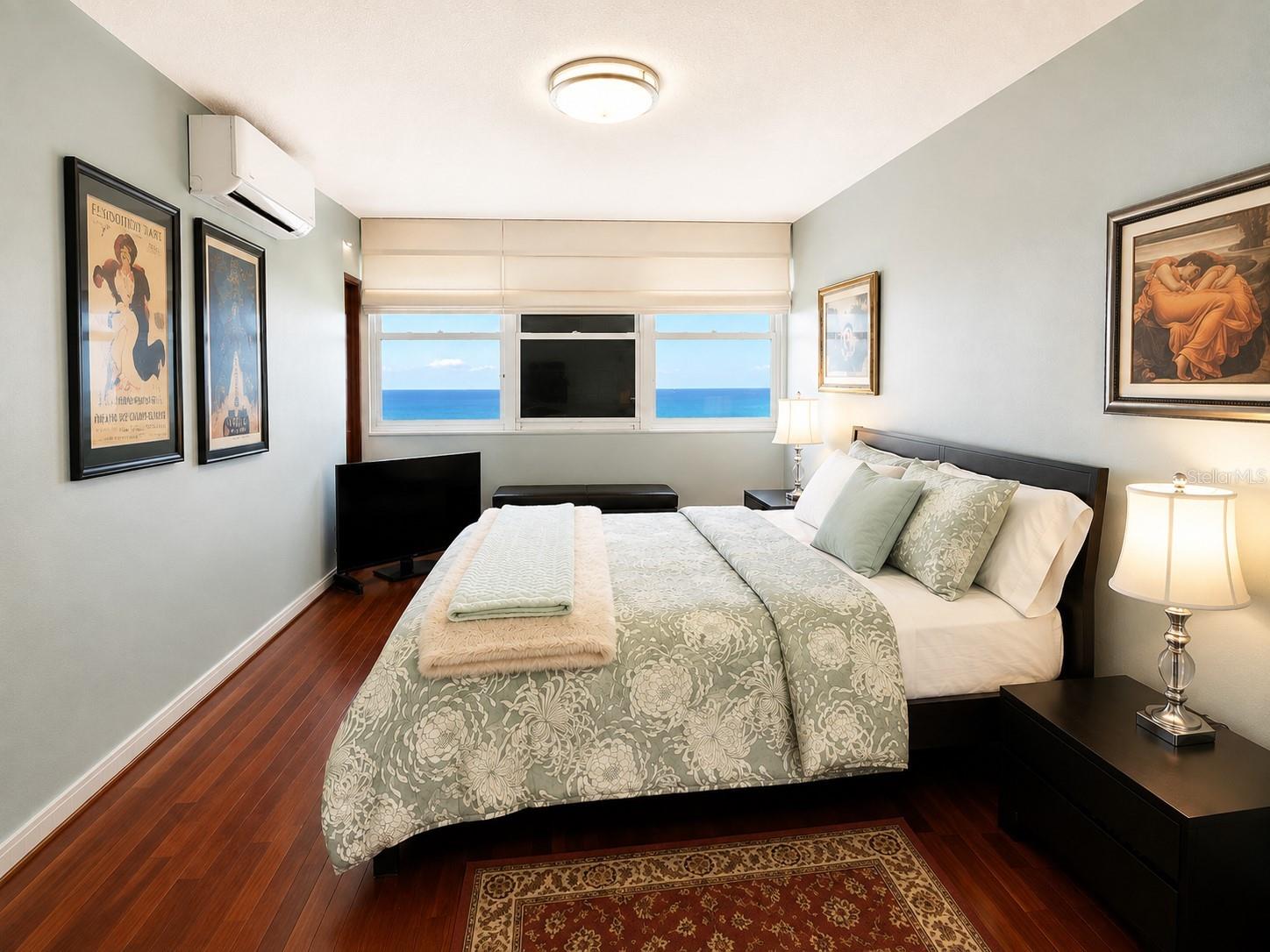 1035 AVE. ASHFORD #407