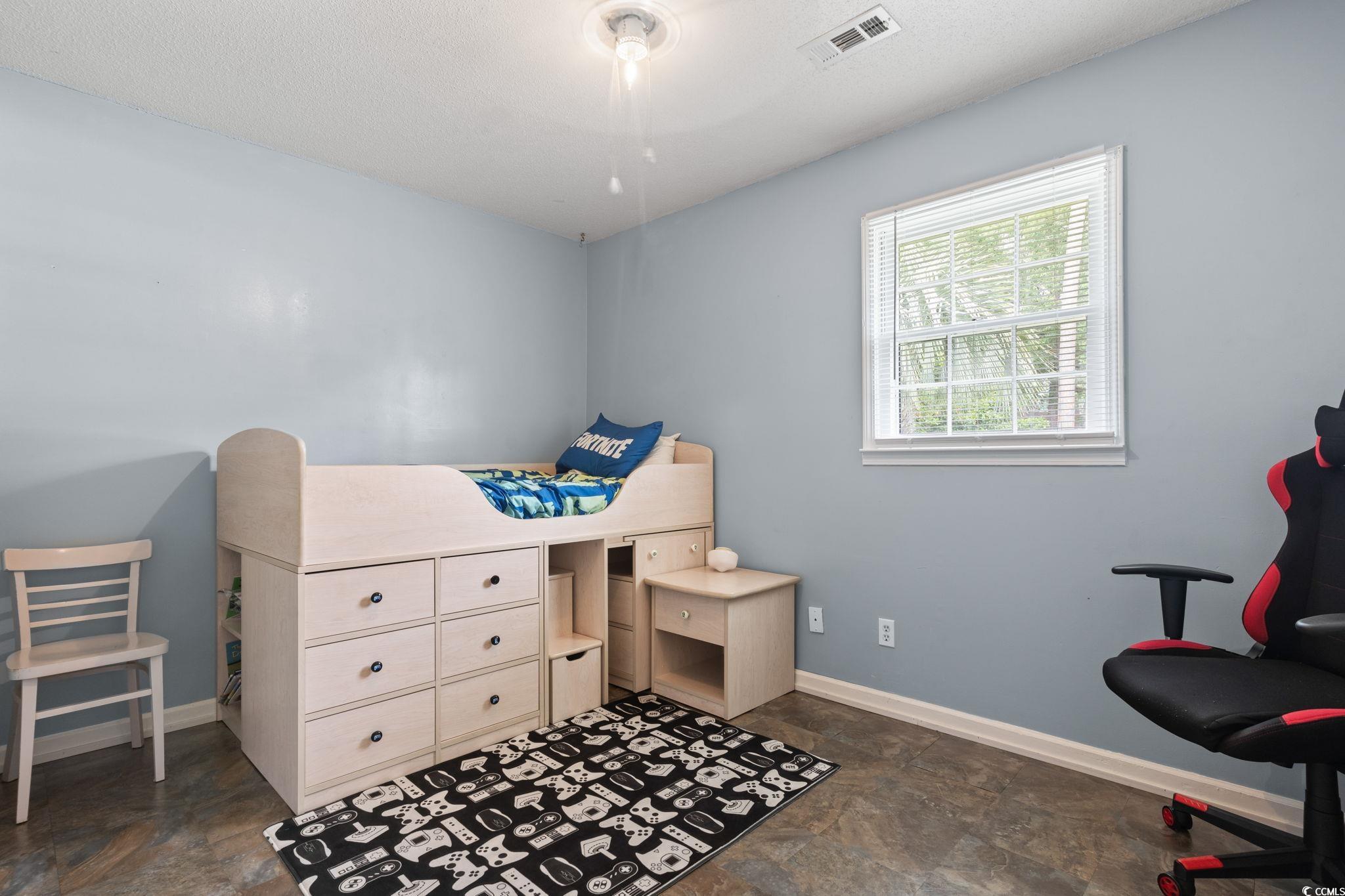 5675 Dogwood Circle