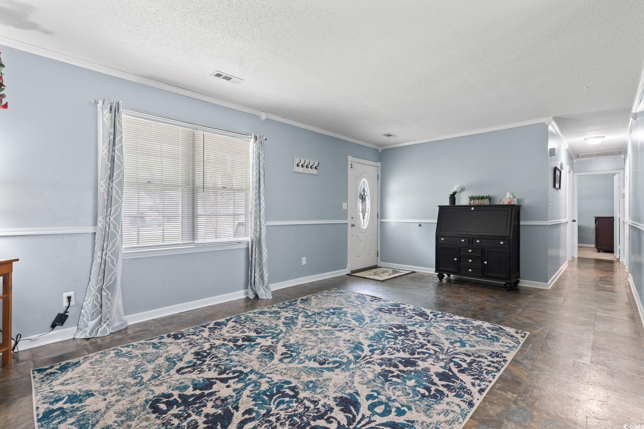 5675 Dogwood Circle