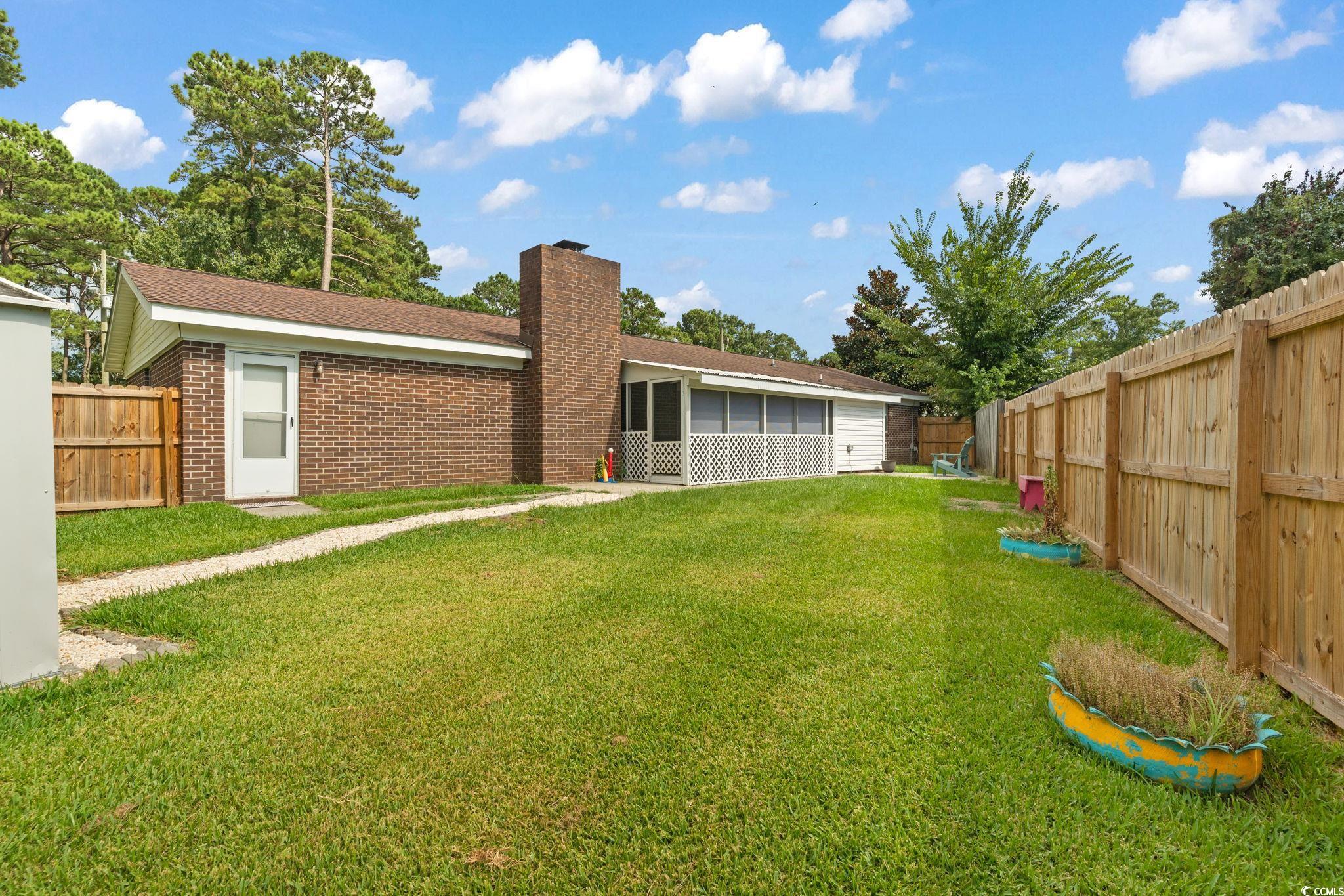 5675 Dogwood Circle