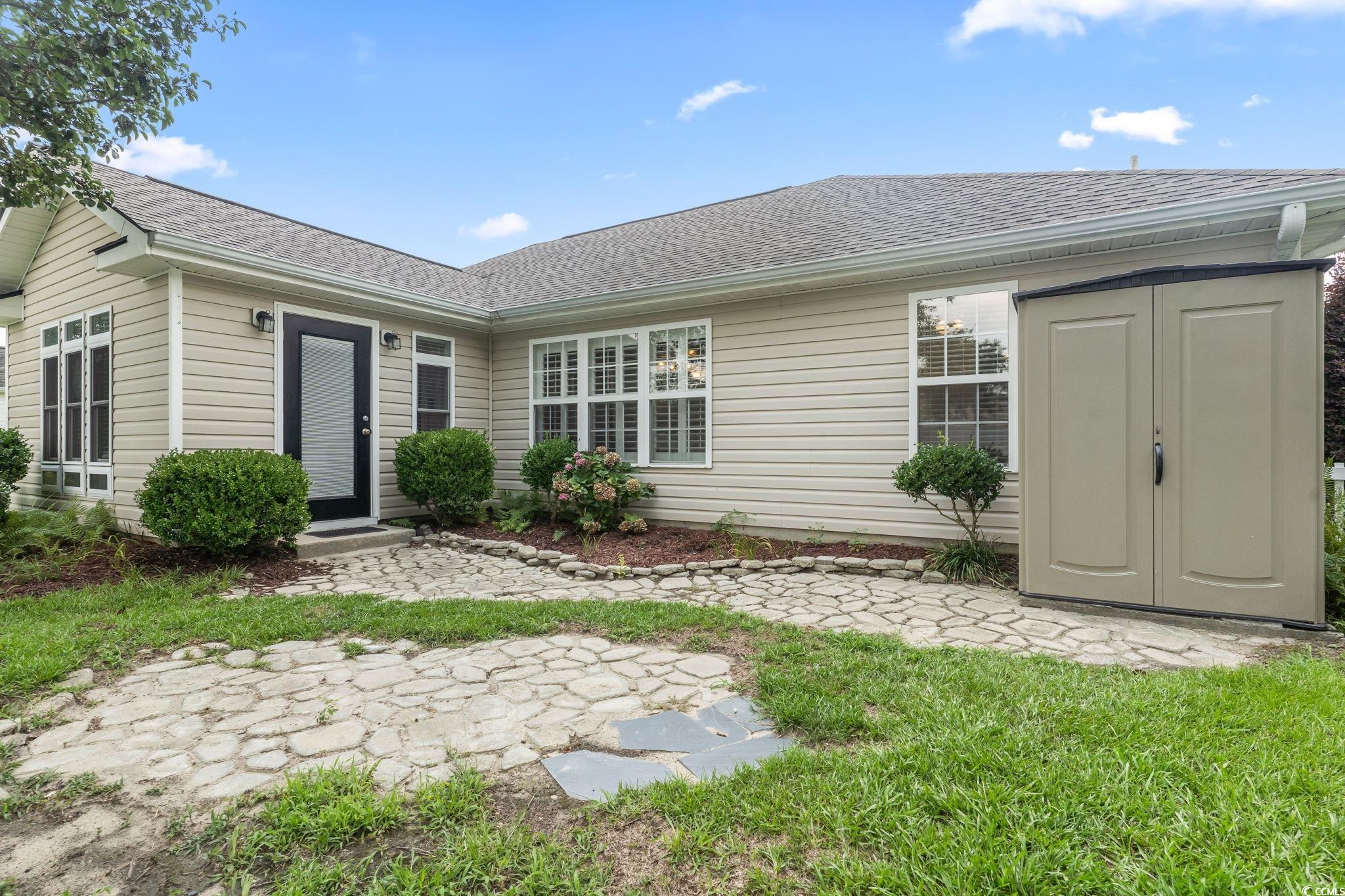 212 Silverbelle Blvd.