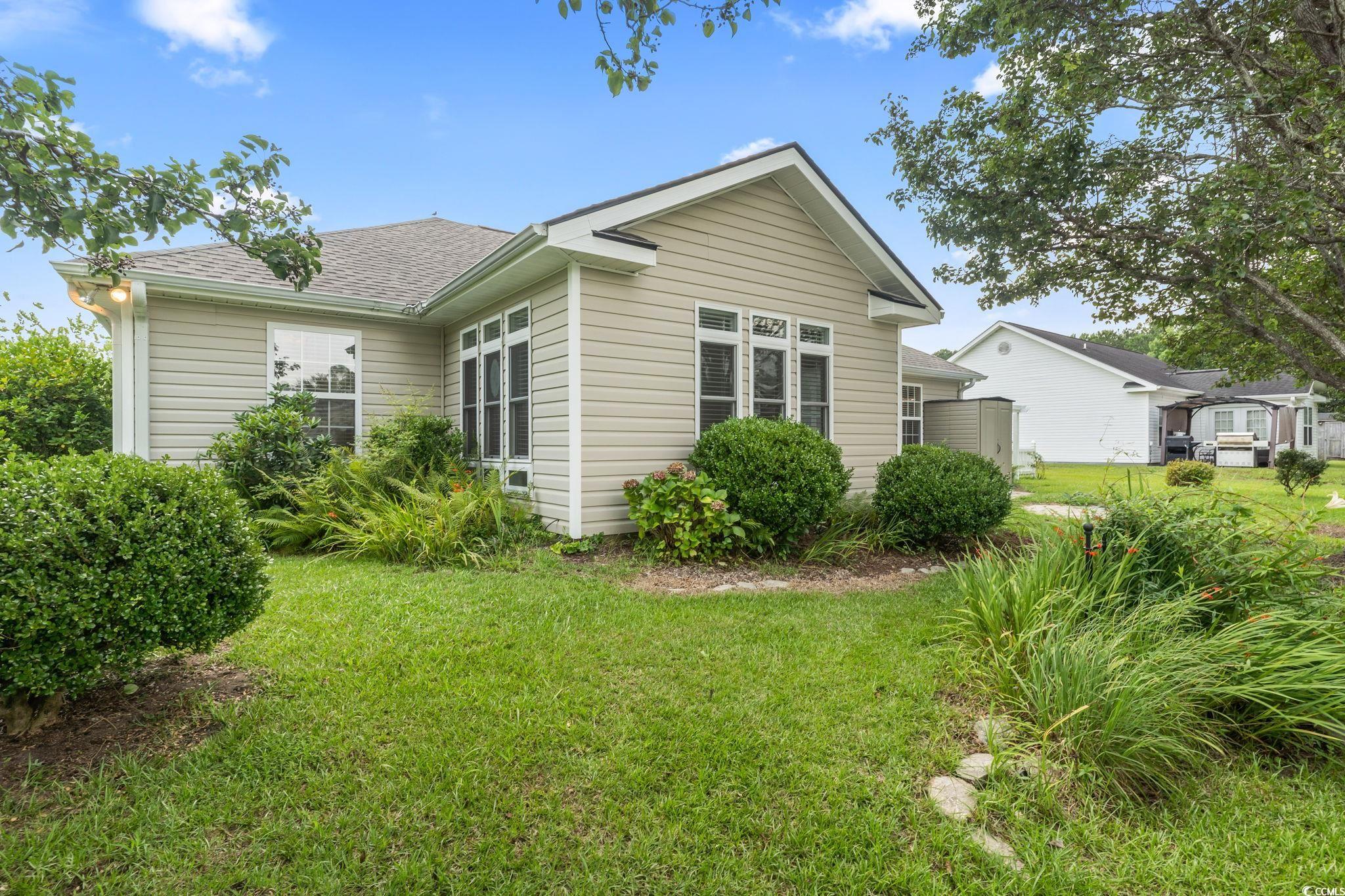 212 Silverbelle Blvd.