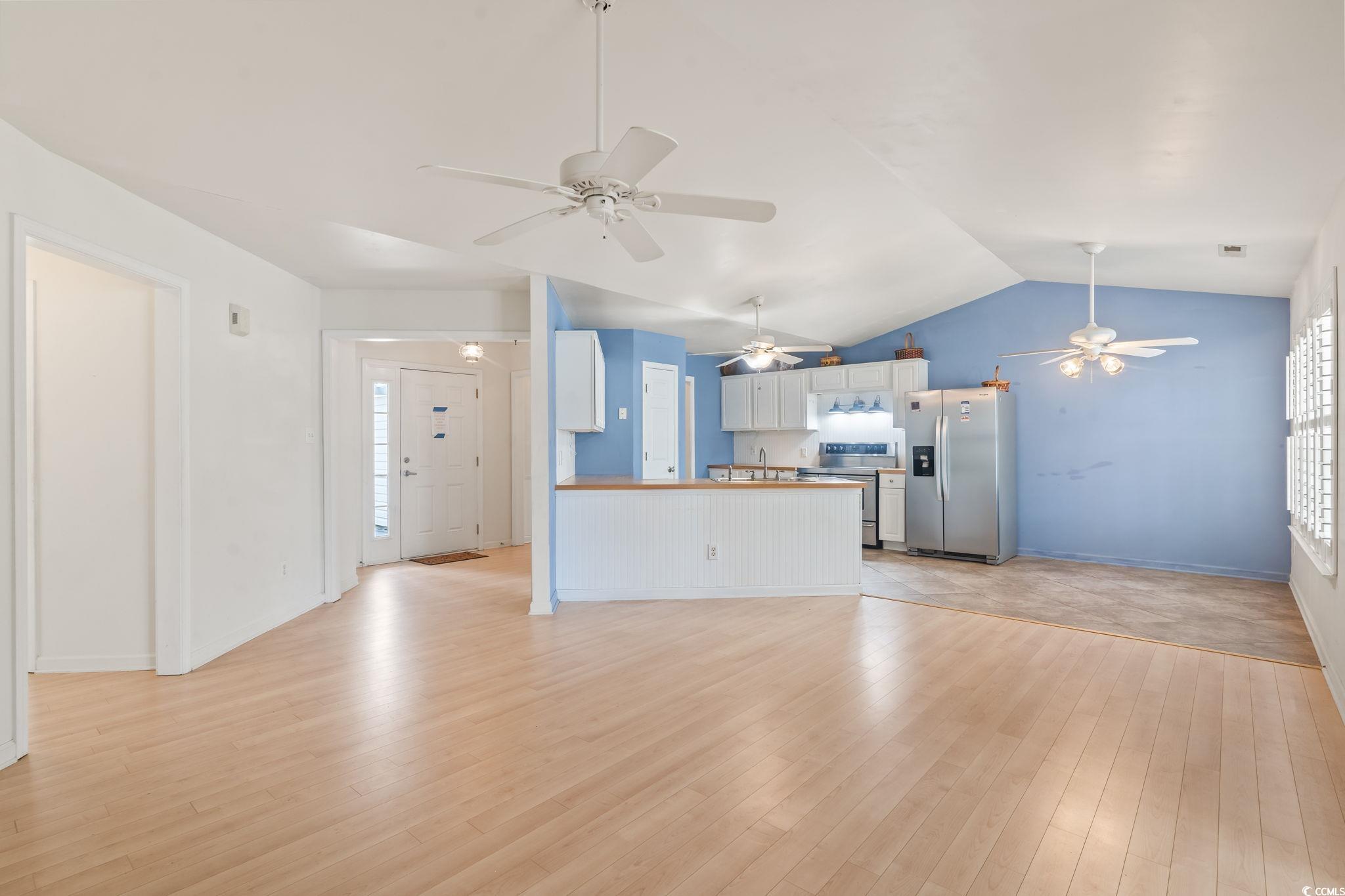 212 Silverbelle Blvd.