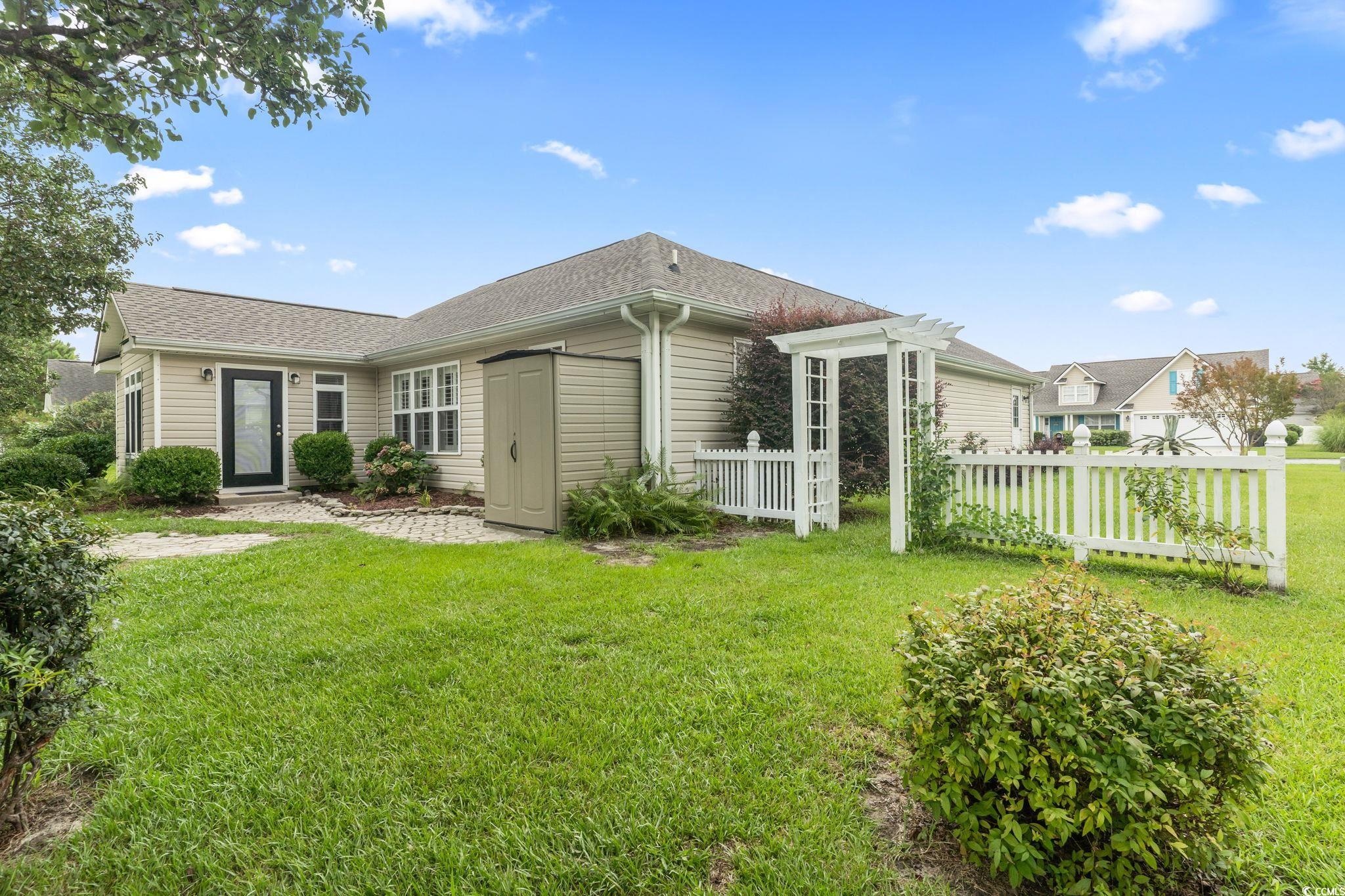 212 Silverbelle Blvd.