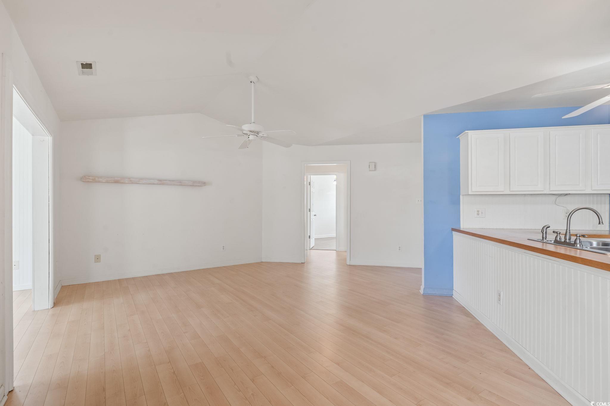 212 Silverbelle Blvd.