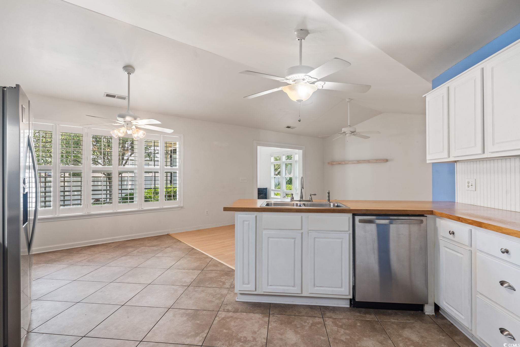 212 Silverbelle Blvd.