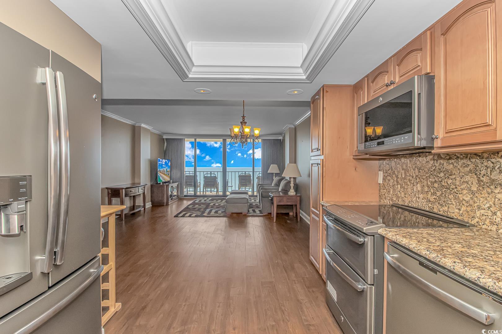 10100 Beach Club Dr. Unit: 10C