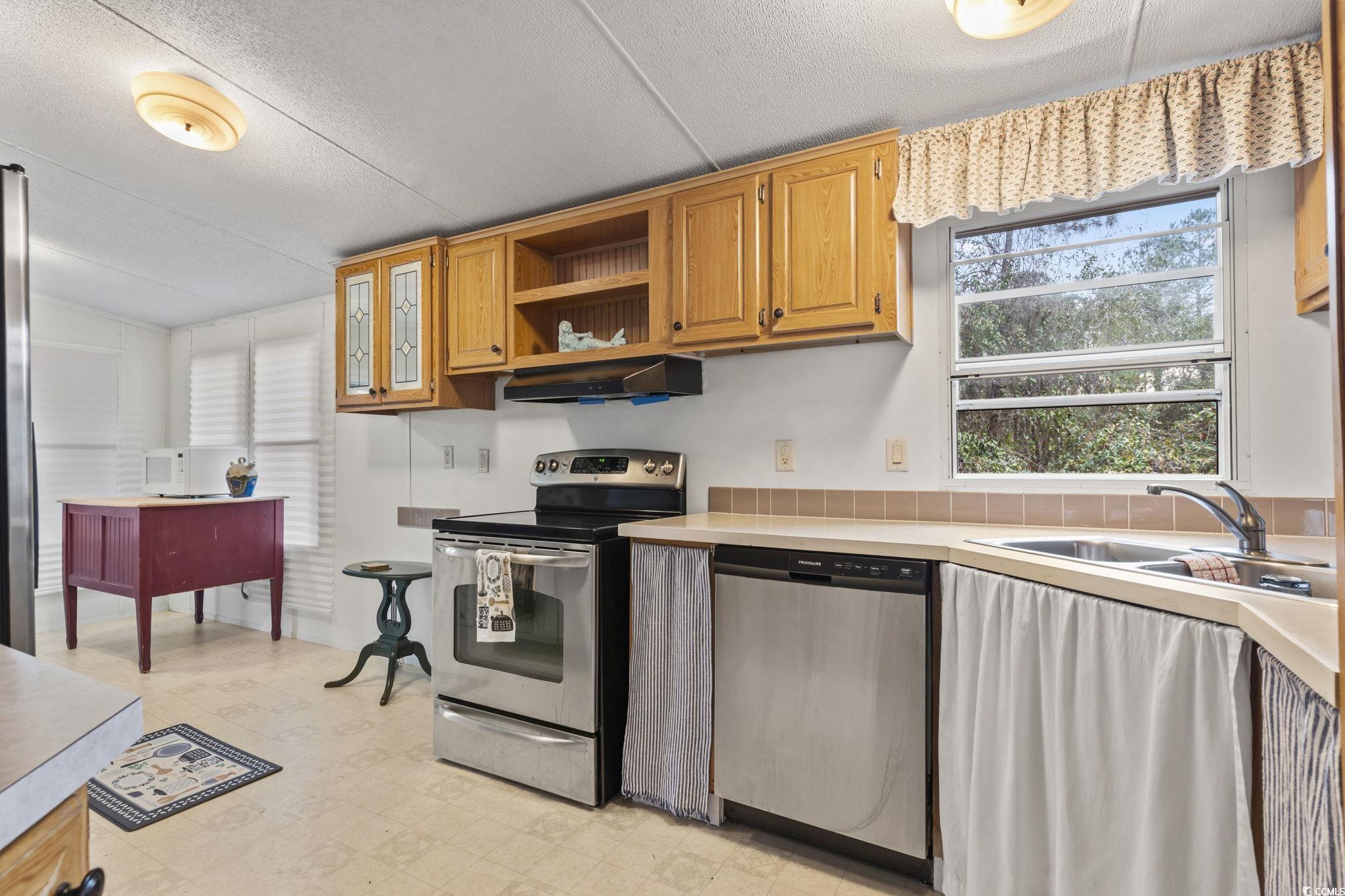 1064 Palm Dr.