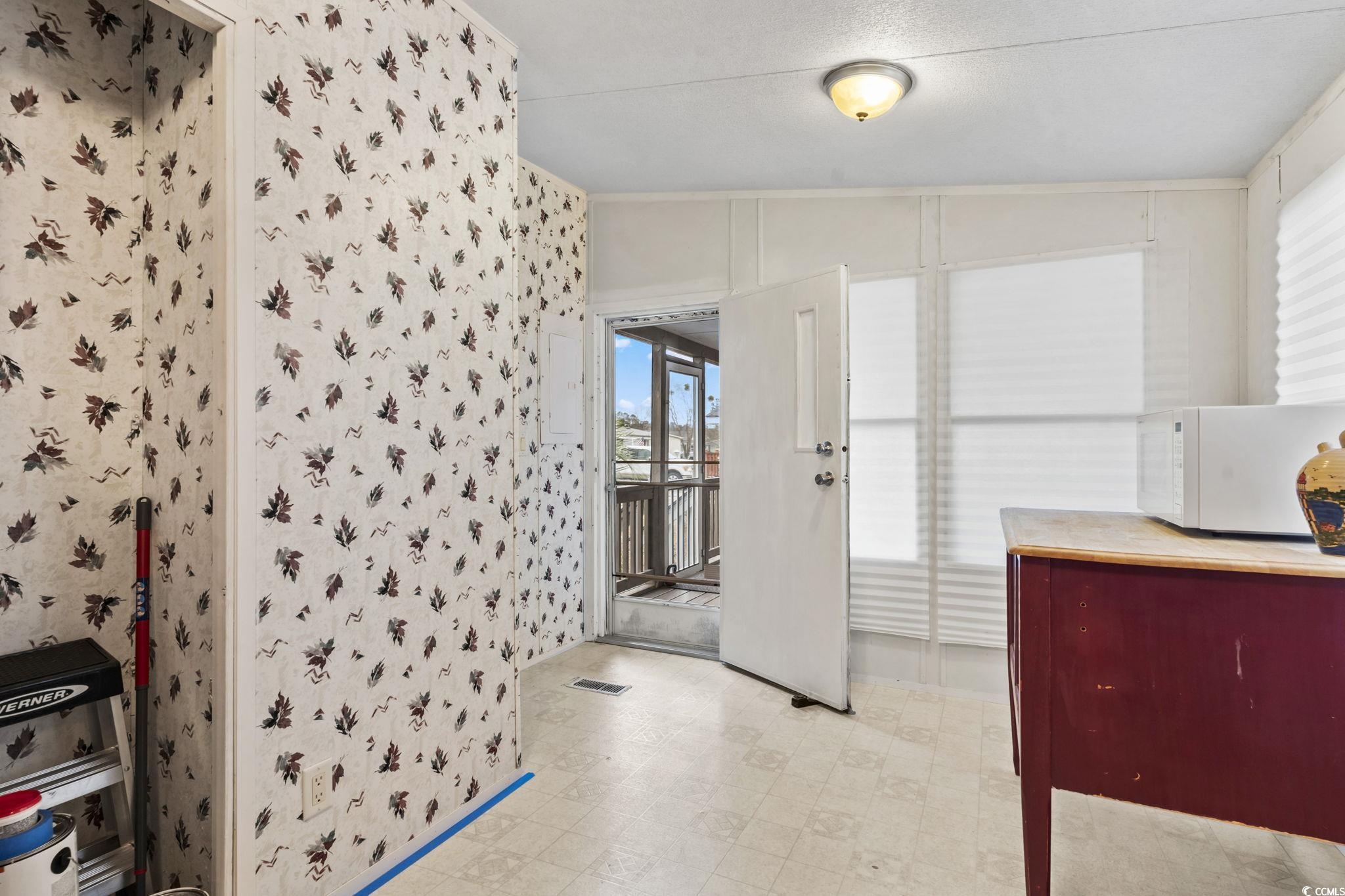 1064 Palm Dr.