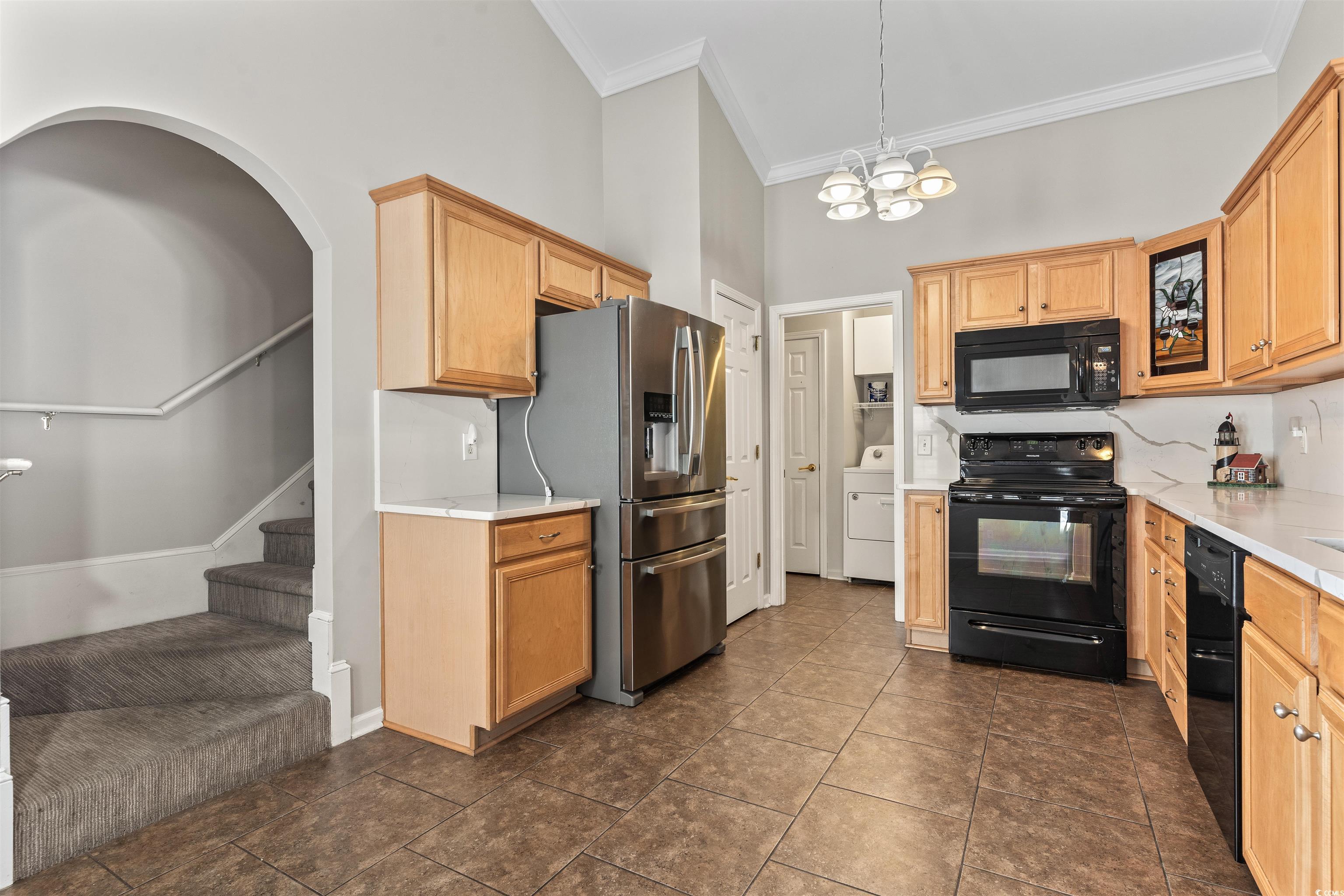 7377 Guinevere Circle