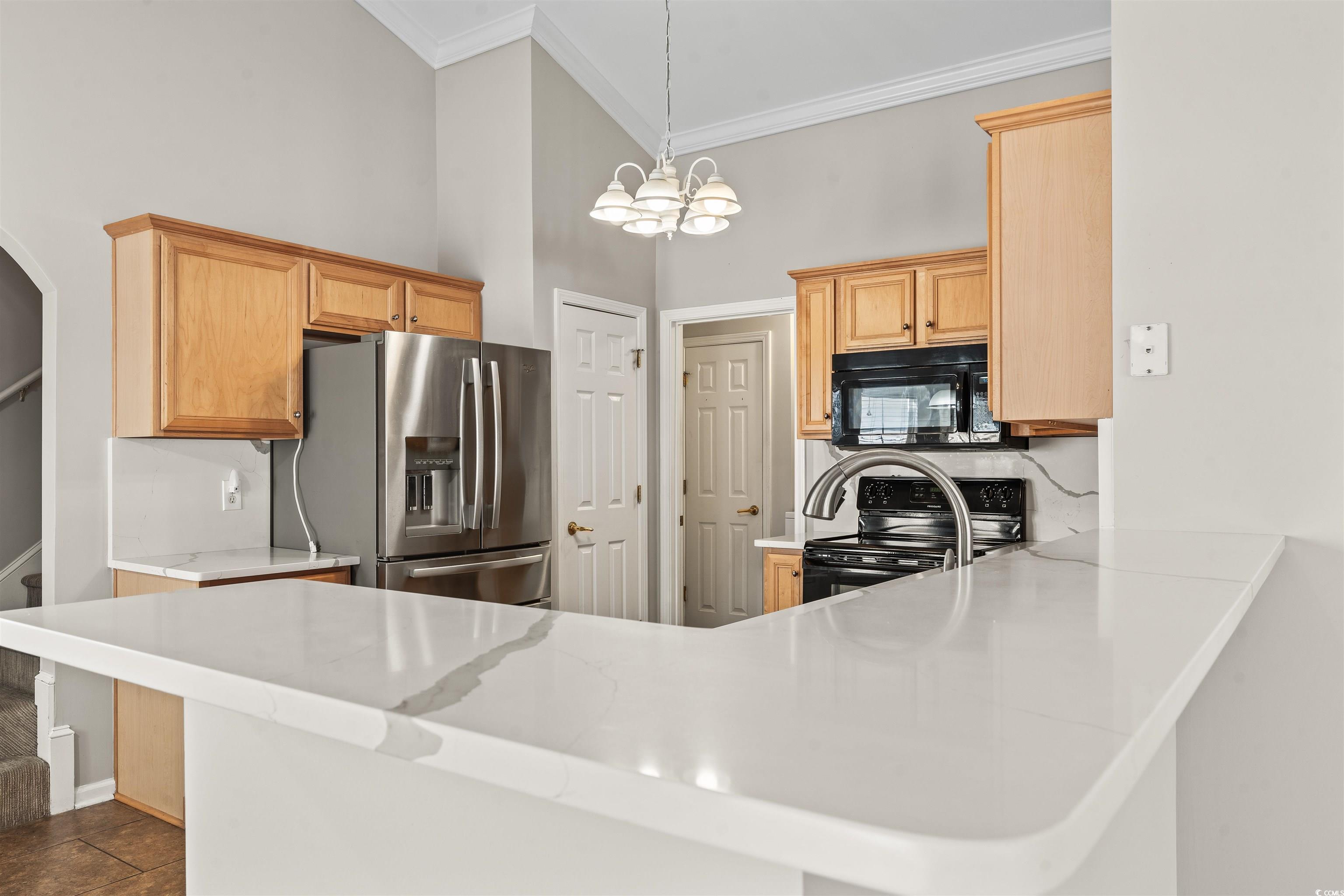 7377 Guinevere Circle