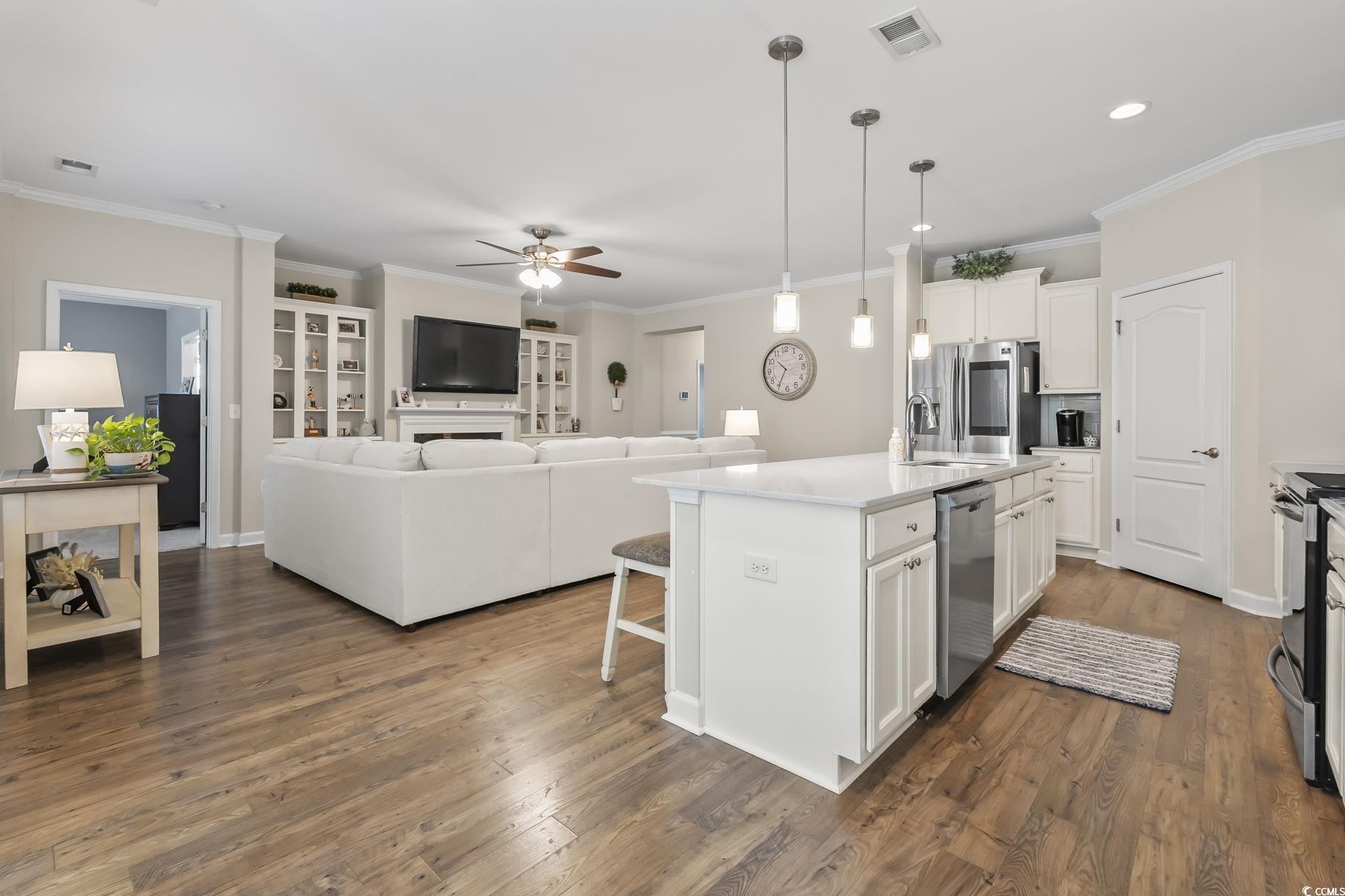 206 Astoria Park Loop