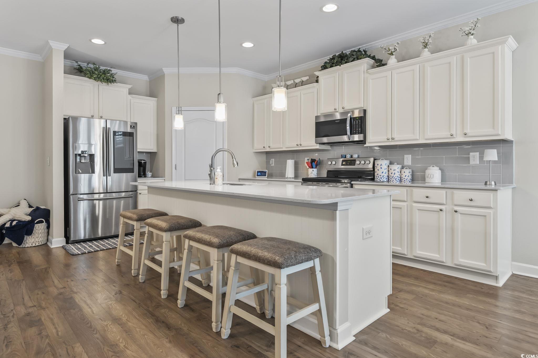 206 Astoria Park Loop