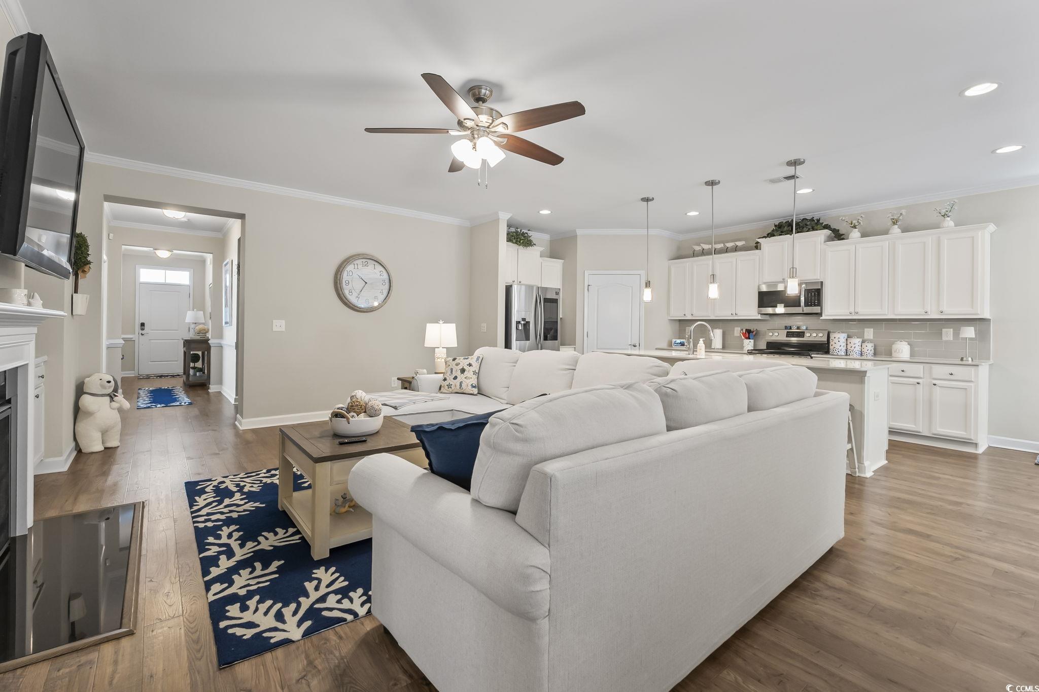 206 Astoria Park Loop