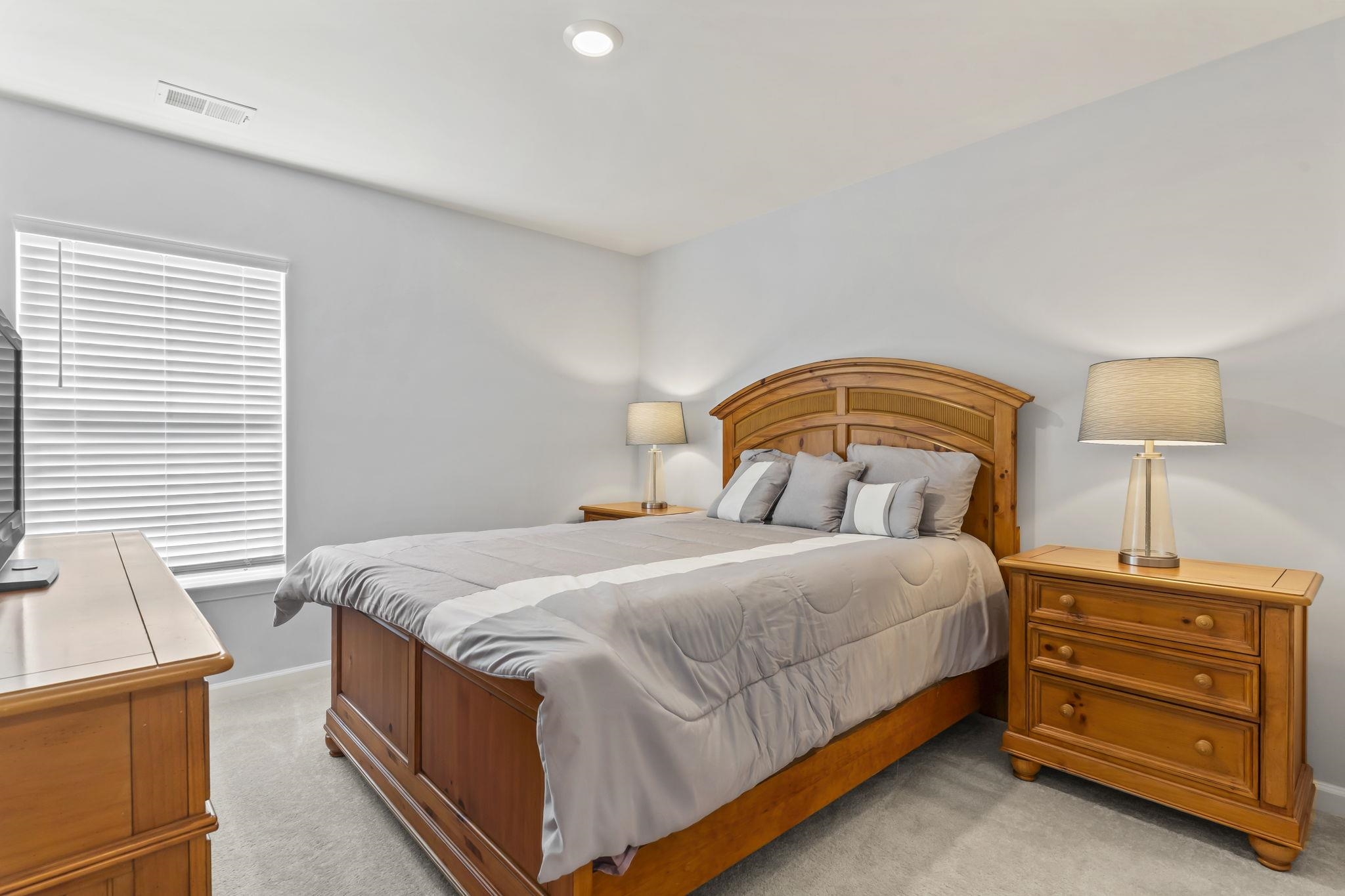 5864 Whitebark Dr.