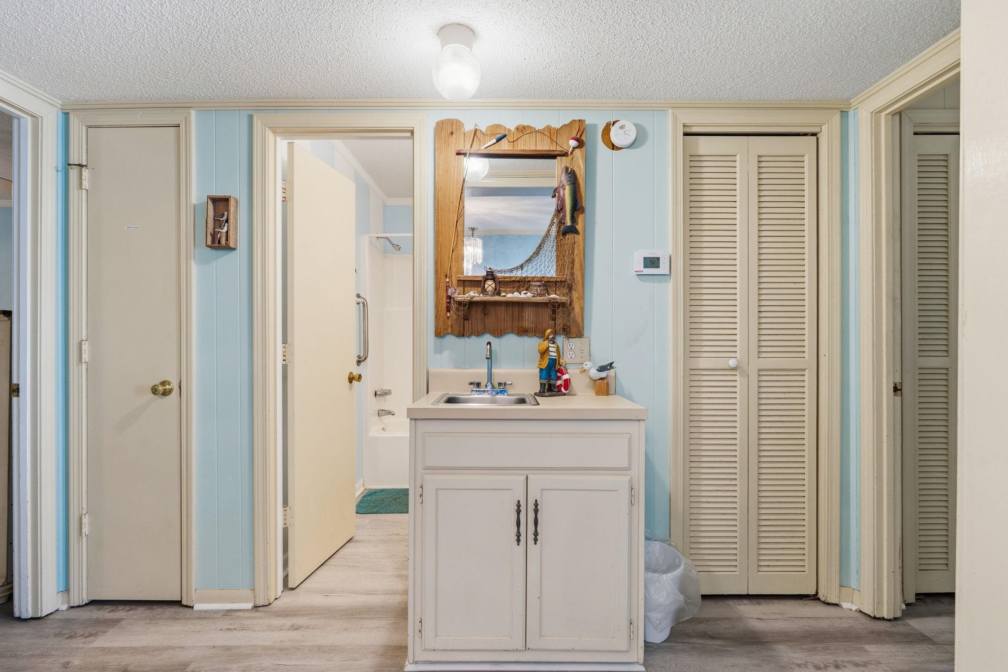 6000 N Ocean Blvd. Unit: 208