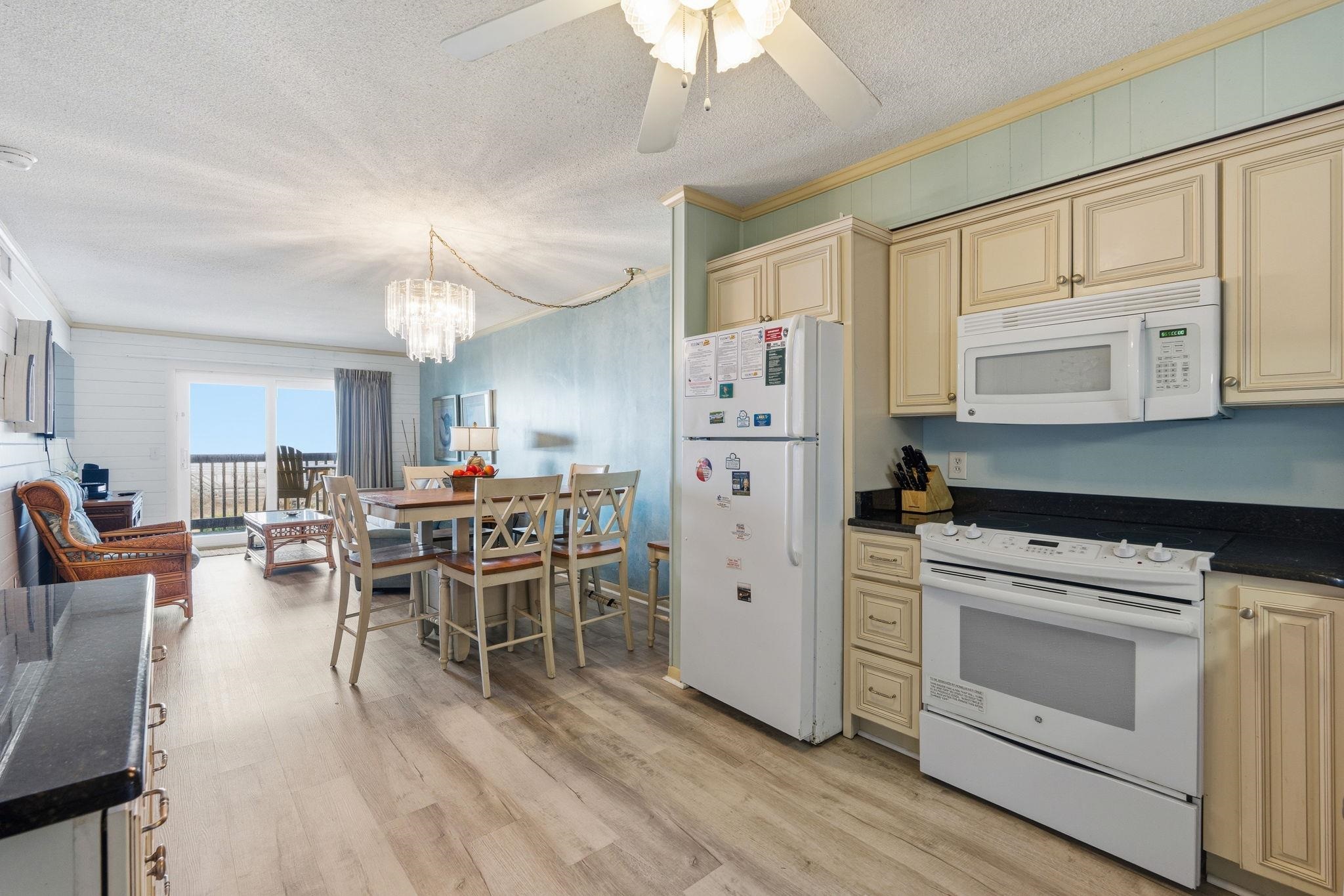 6000 N Ocean Blvd. Unit: 208