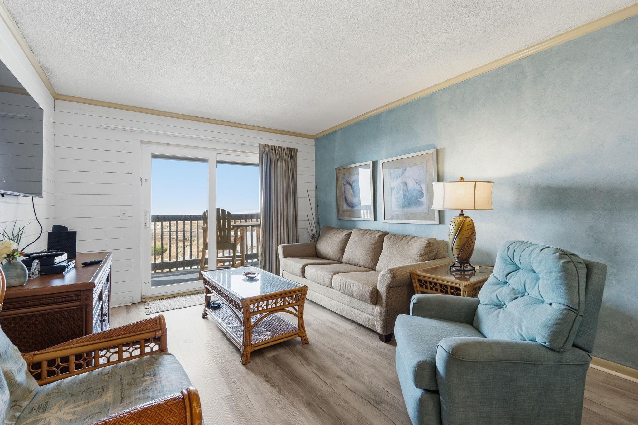 6000 N Ocean Blvd. Unit: 208